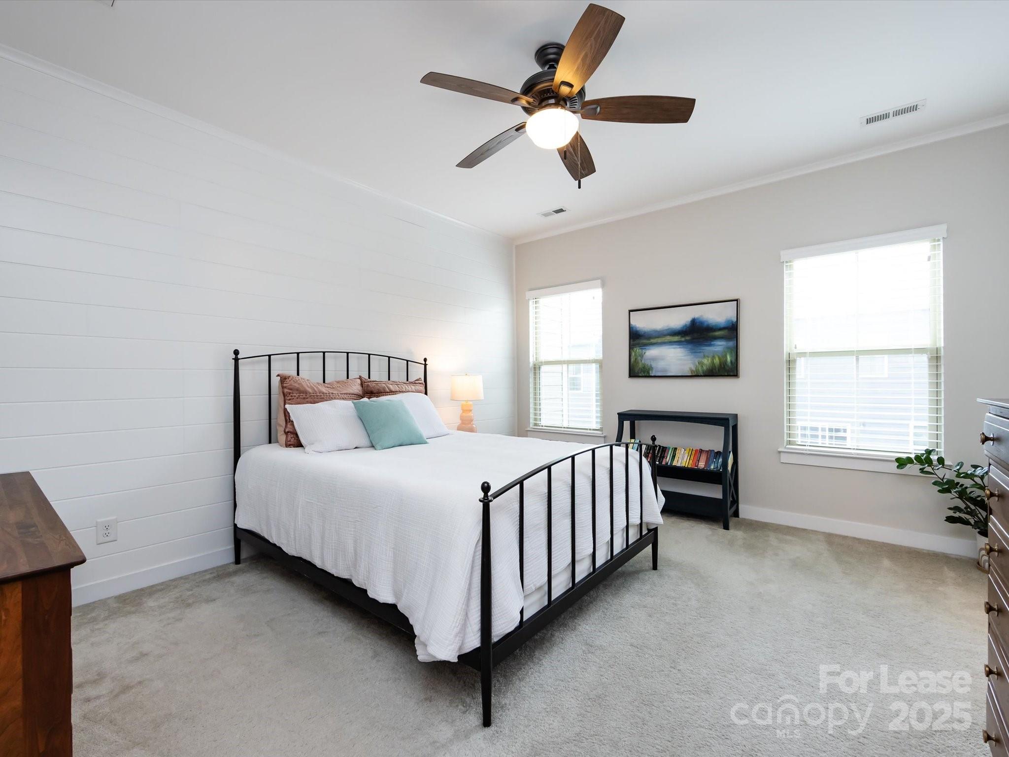 Townes of Oakhurst - Residential Lease