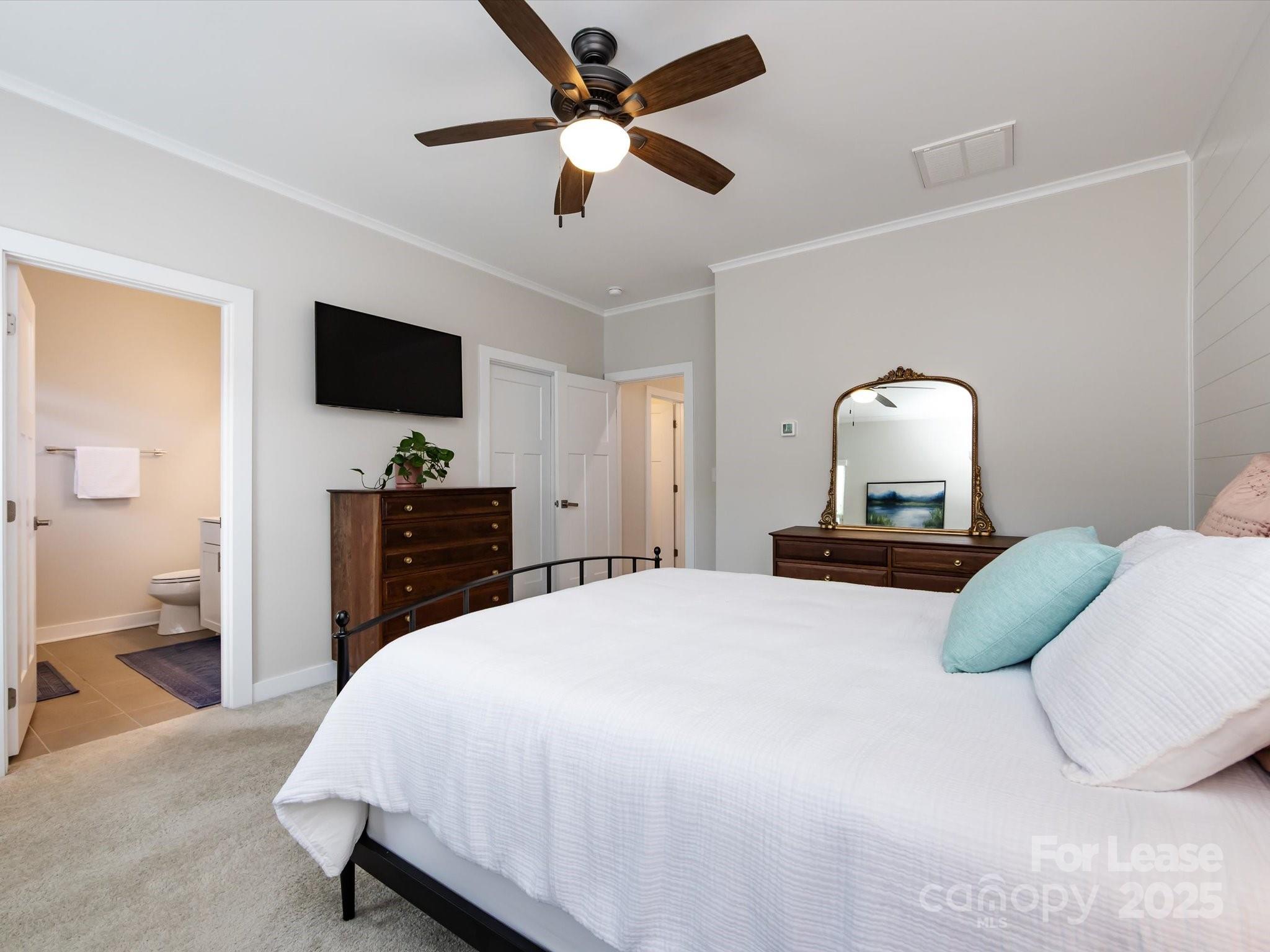 Townes of Oakhurst - Residential Lease