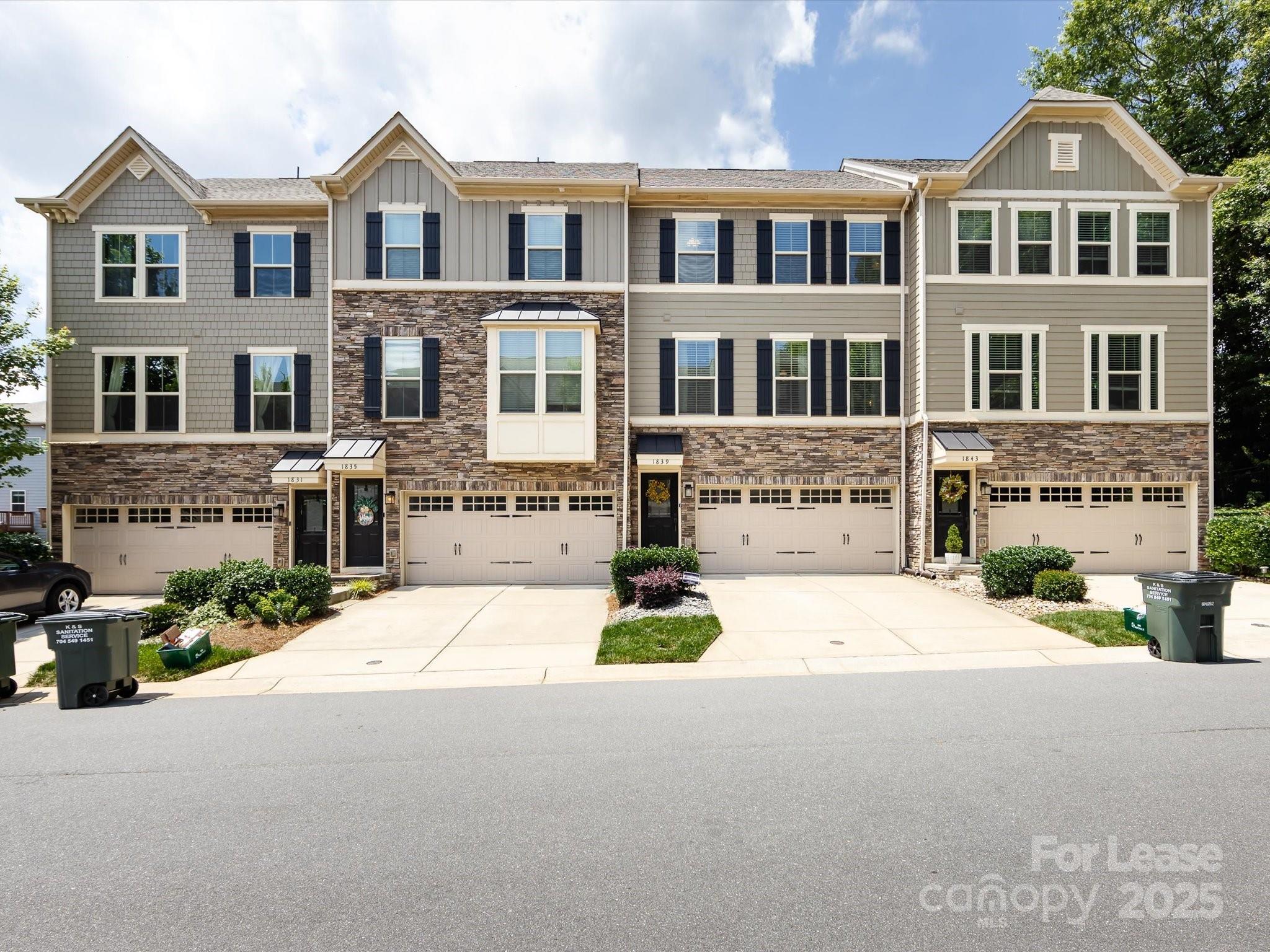 Townes of Oakhurst - Residential Lease