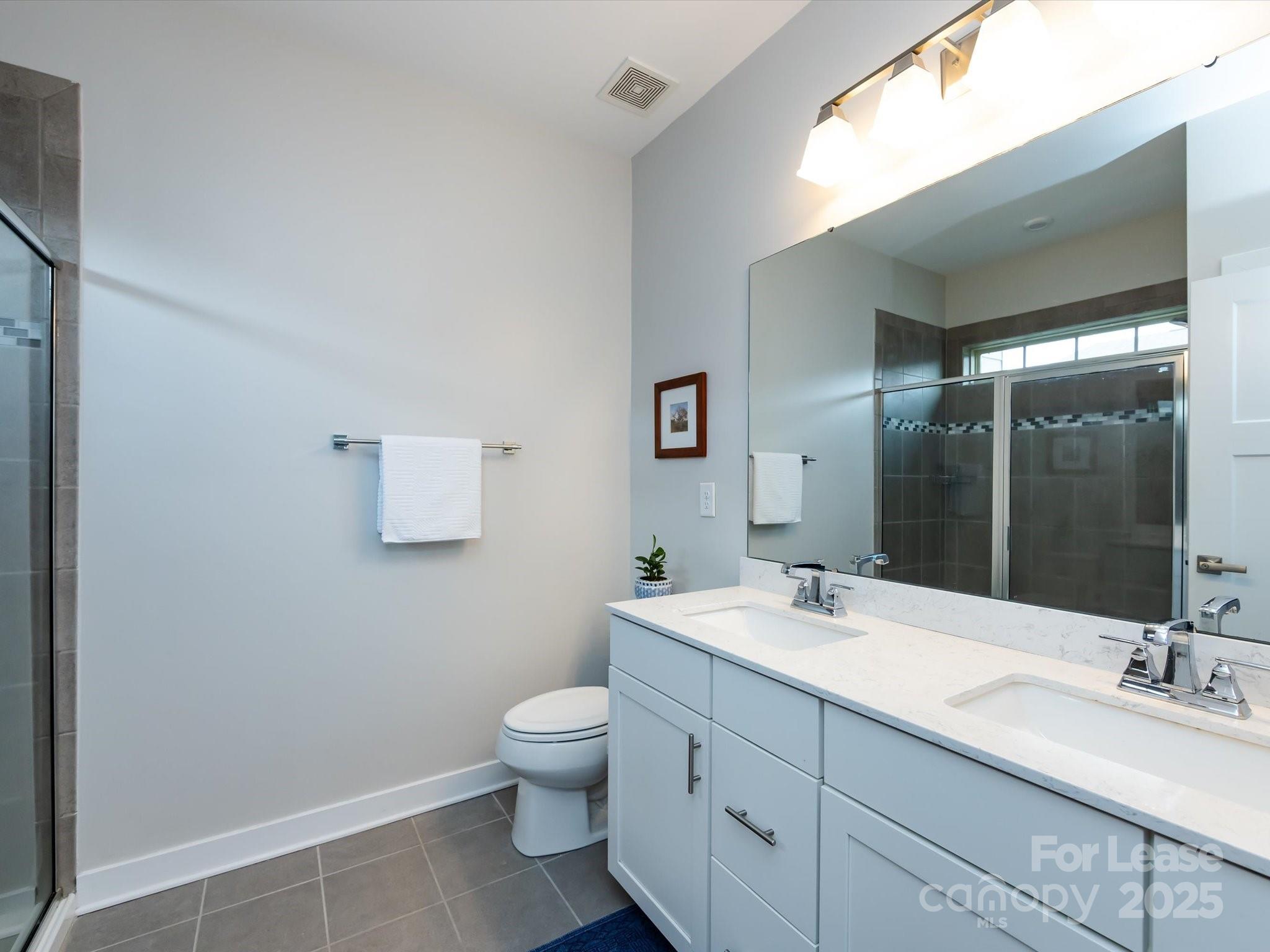 Townes of Oakhurst - Residential Lease