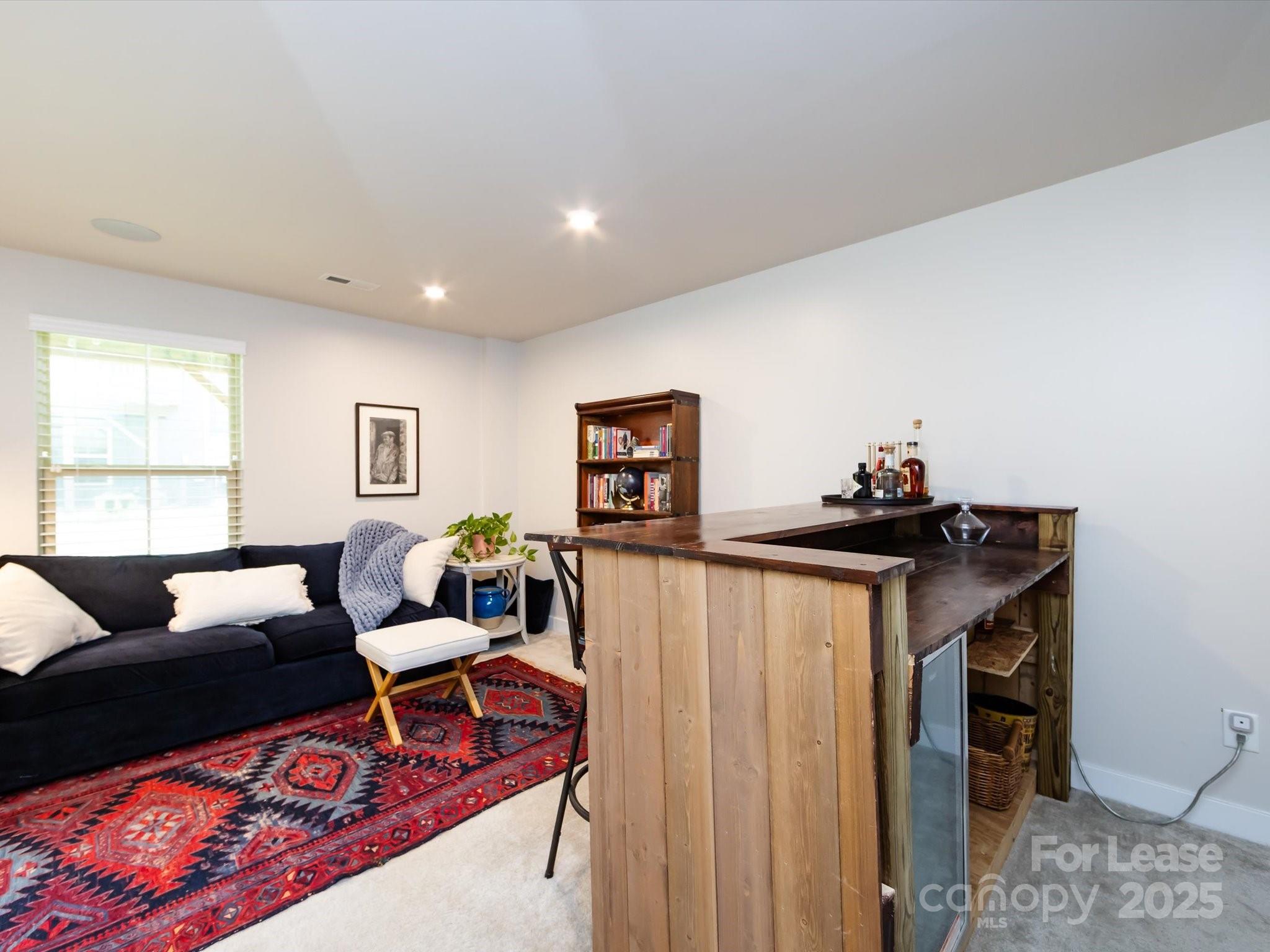 Townes of Oakhurst - Residential Lease