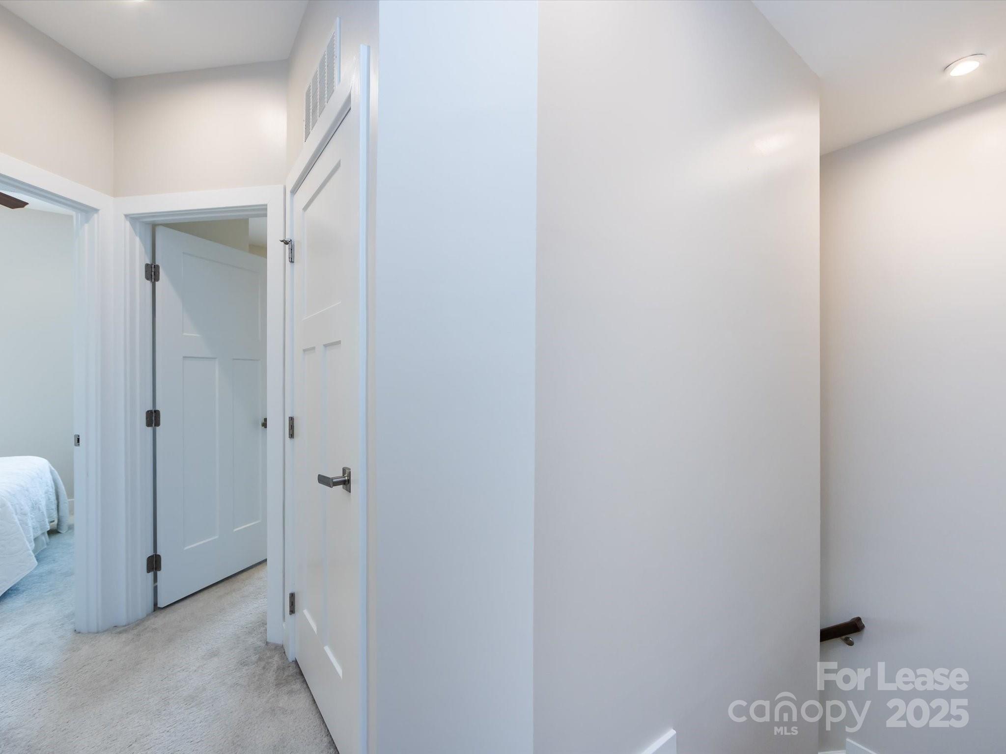 Townes of Oakhurst - Residential Lease