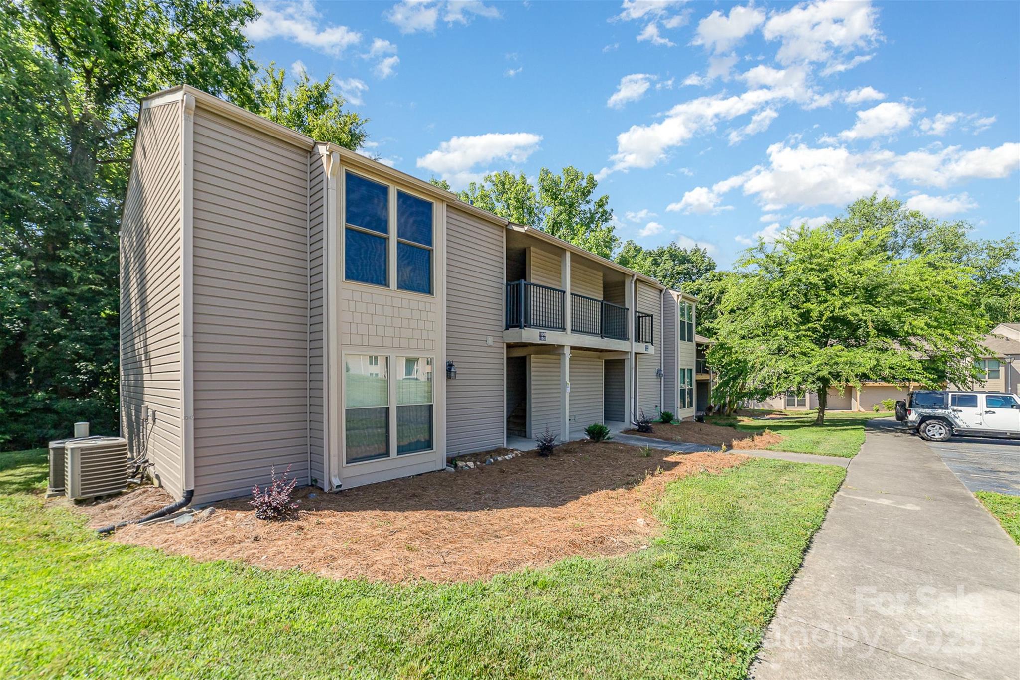 11049 Cedar View Road