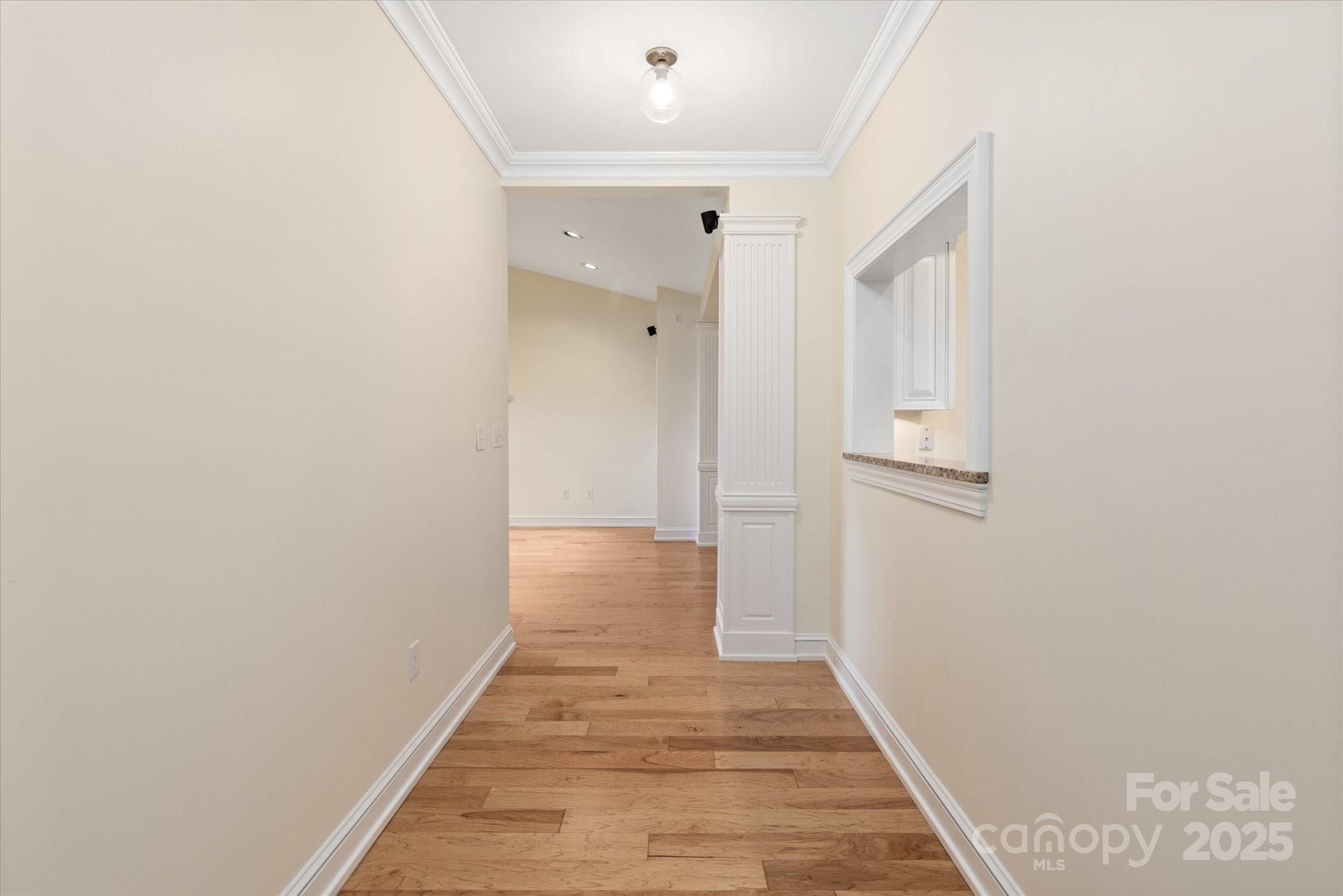 5601 Fairview Road 11