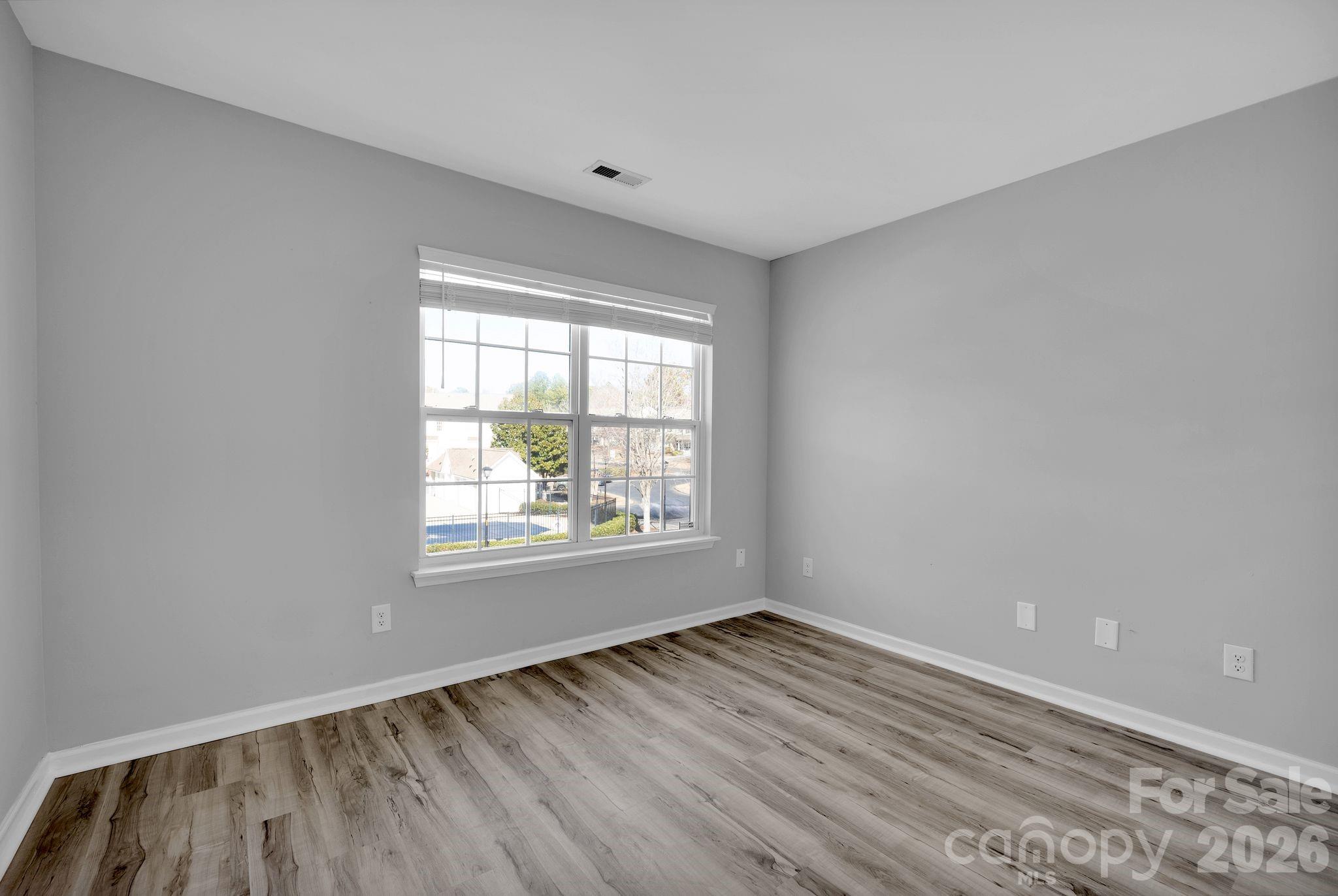 Oakbrooke - Residential