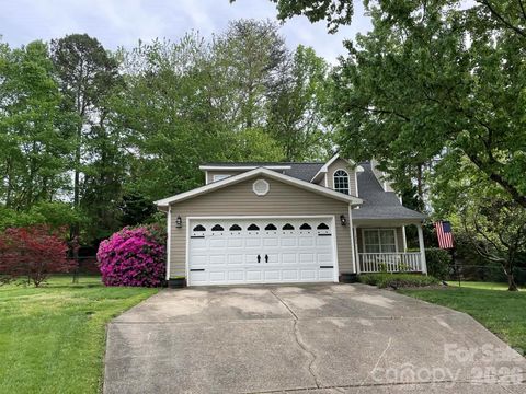 Photo of 1200 Clear Springs Court, Charlotte, NC 28214 (MLS # 4370063)