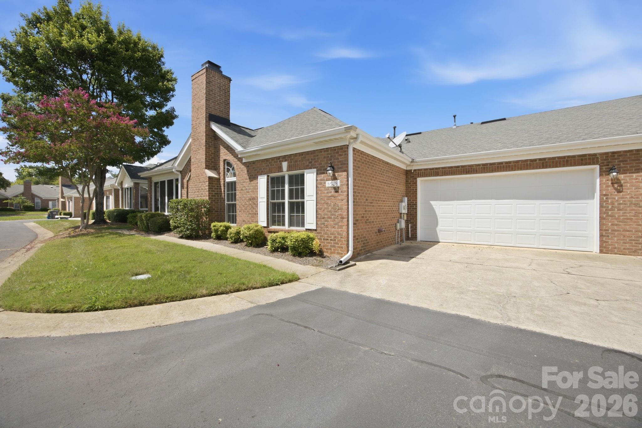 8528 Highland Glen Drive