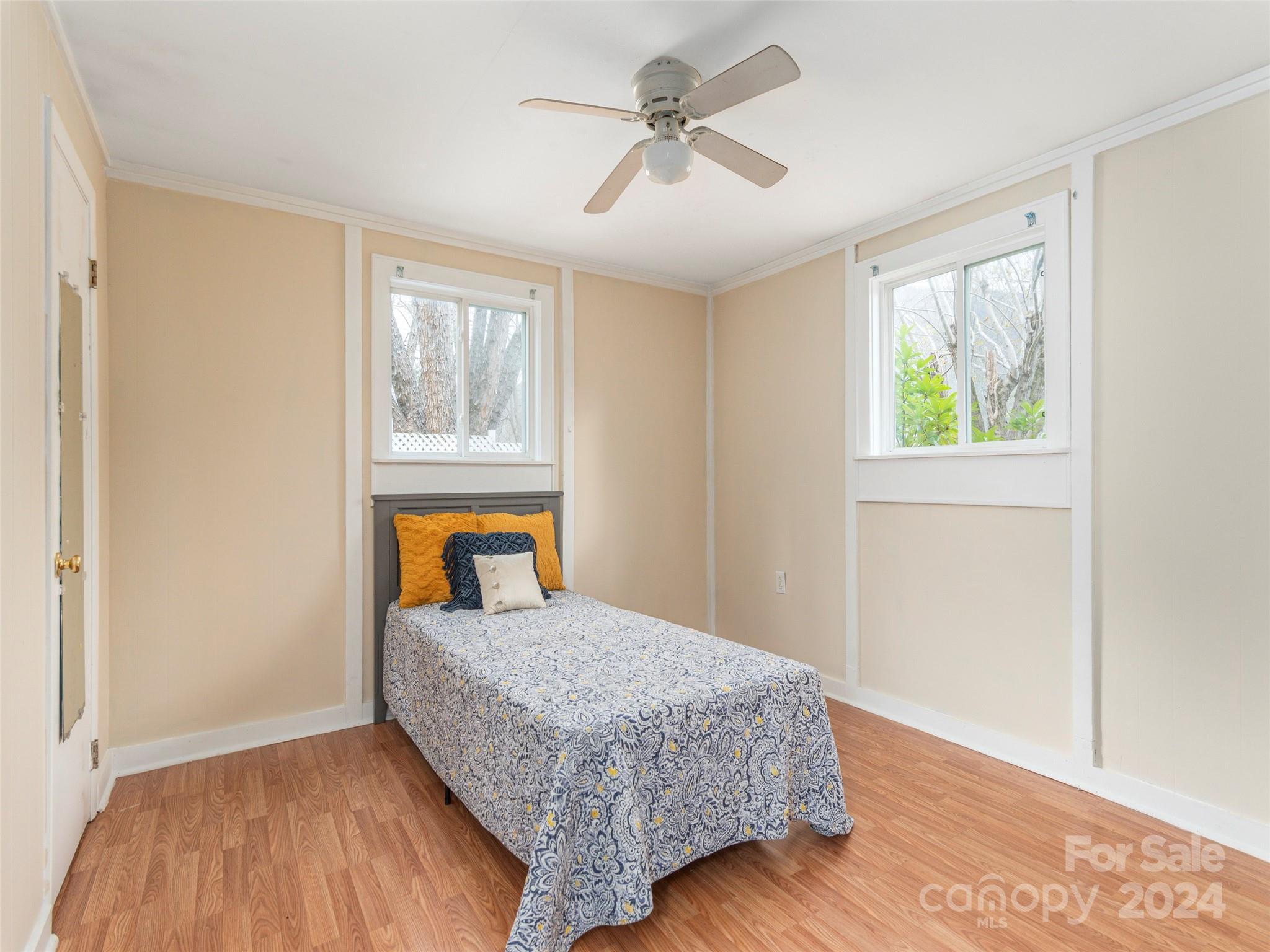 Mountain Side Cottages - Residential