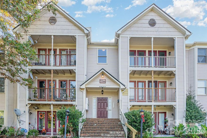 Well-maintained 2-bedroom, 2-bath condo with a functional layout and plenty of natural light throughout. The kitchen offers granite countertops, stainless steel appliances, and modern gray cabinetry, while both bathrooms feature clean, updated finishes including tiled showers in the primary. Enjoy community amenities like a pool and tennis courts, plus the convenience of being within walking distance to shopping, dining, and public transit. Easy, comfortable living in a location that keeps everything close.