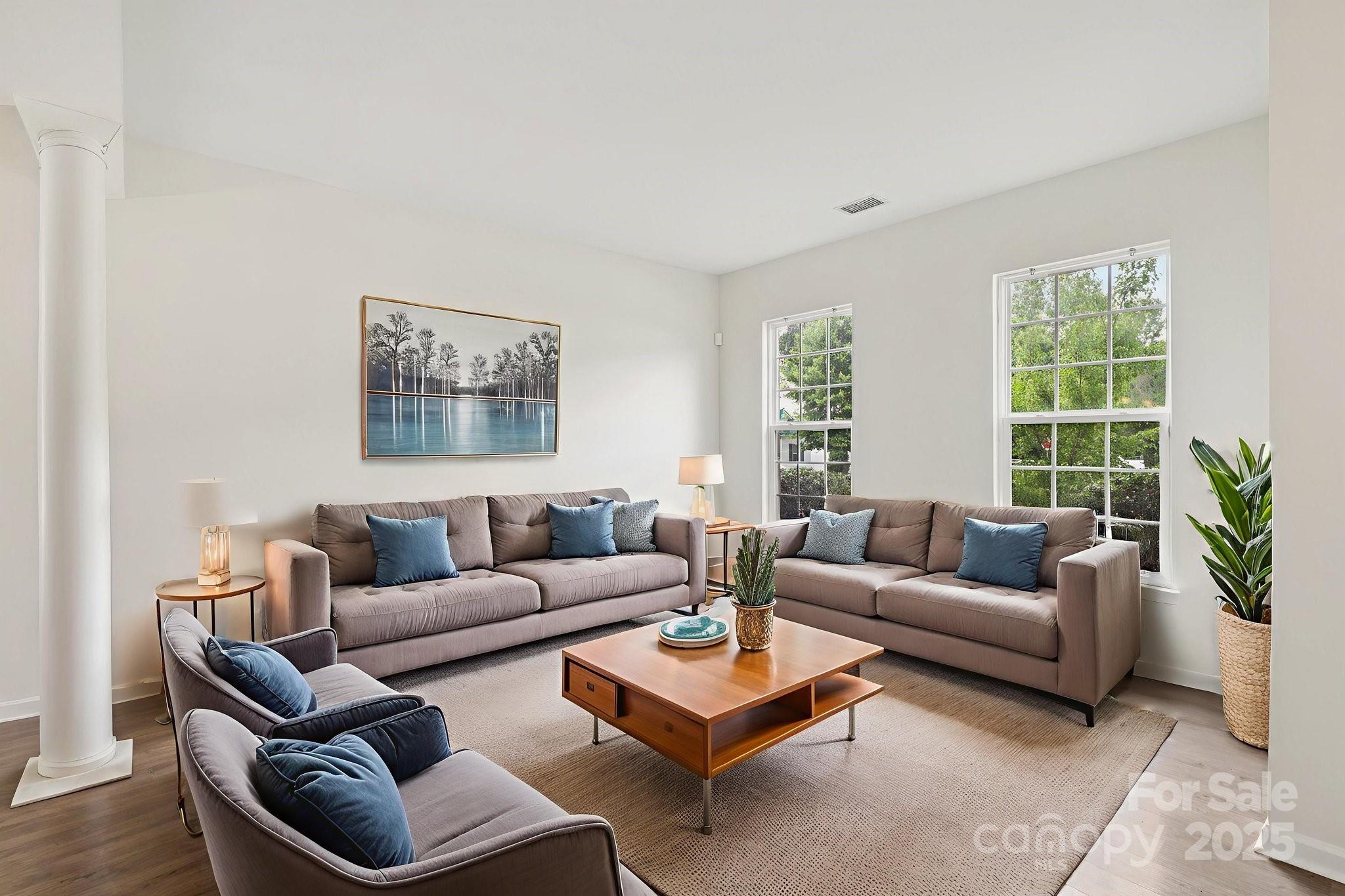 5002 Abode Lily Lane