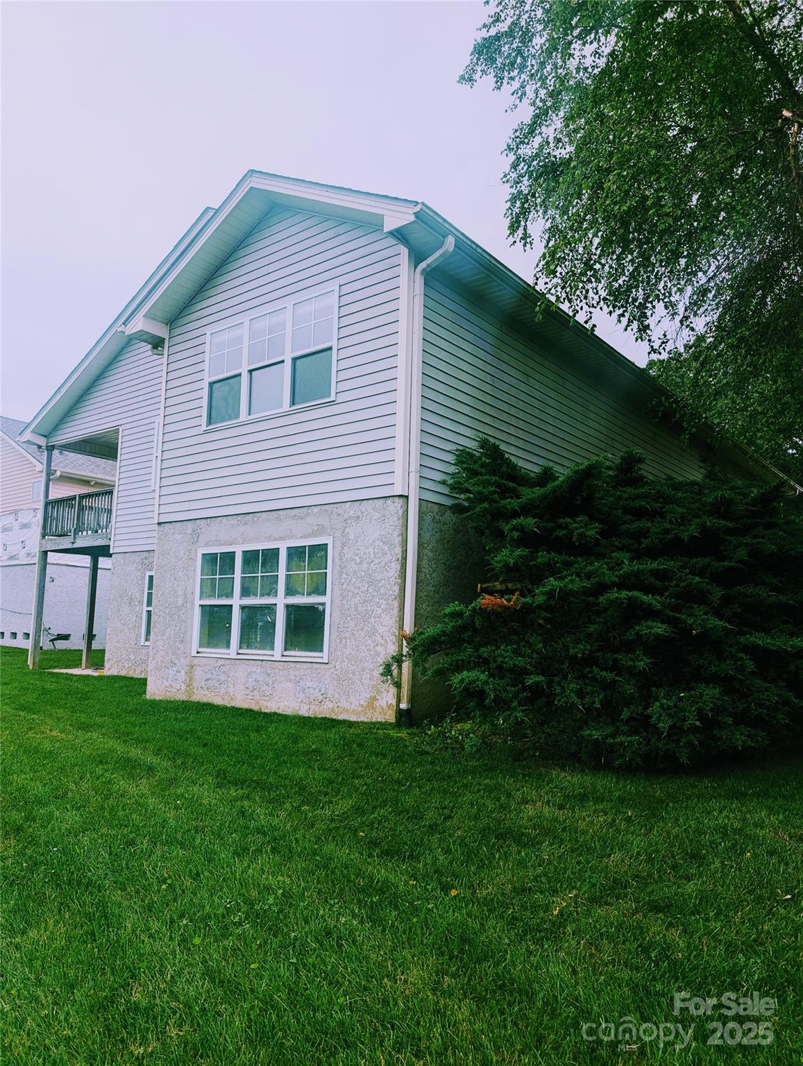 158 Clear Creekside Drive