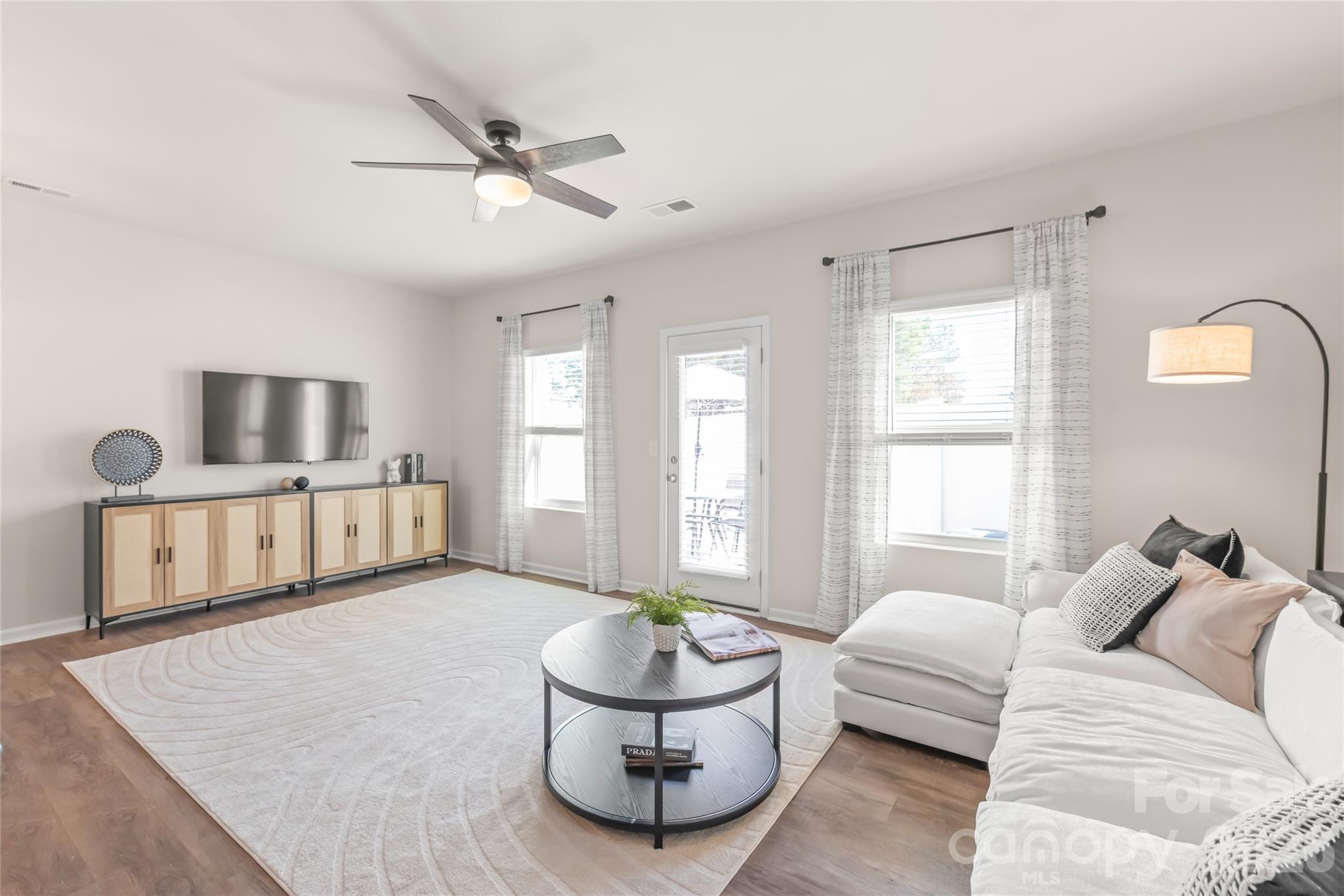 Poplin Glen - Residential