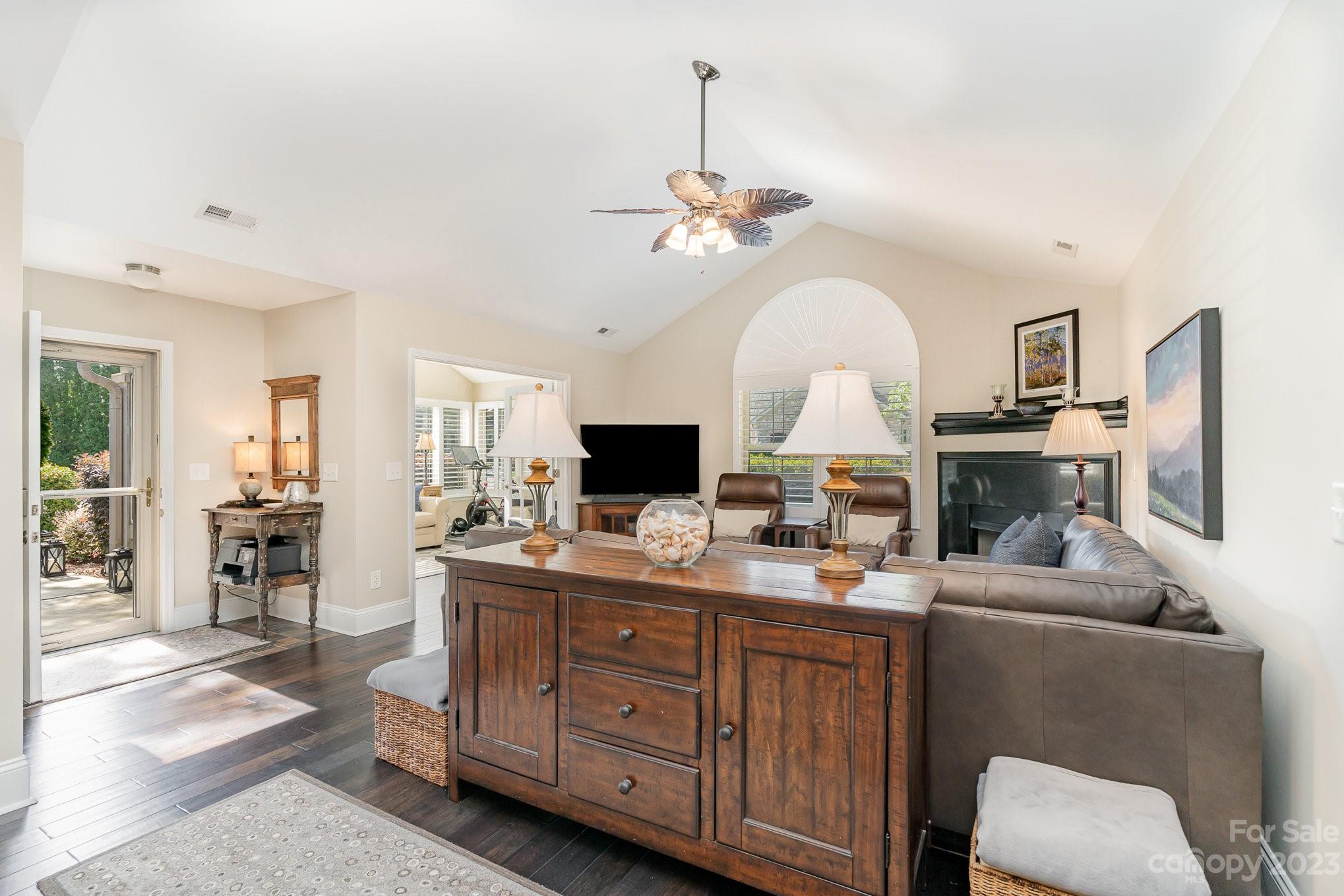 Stonecrest Villas of Tega Cay - Residential