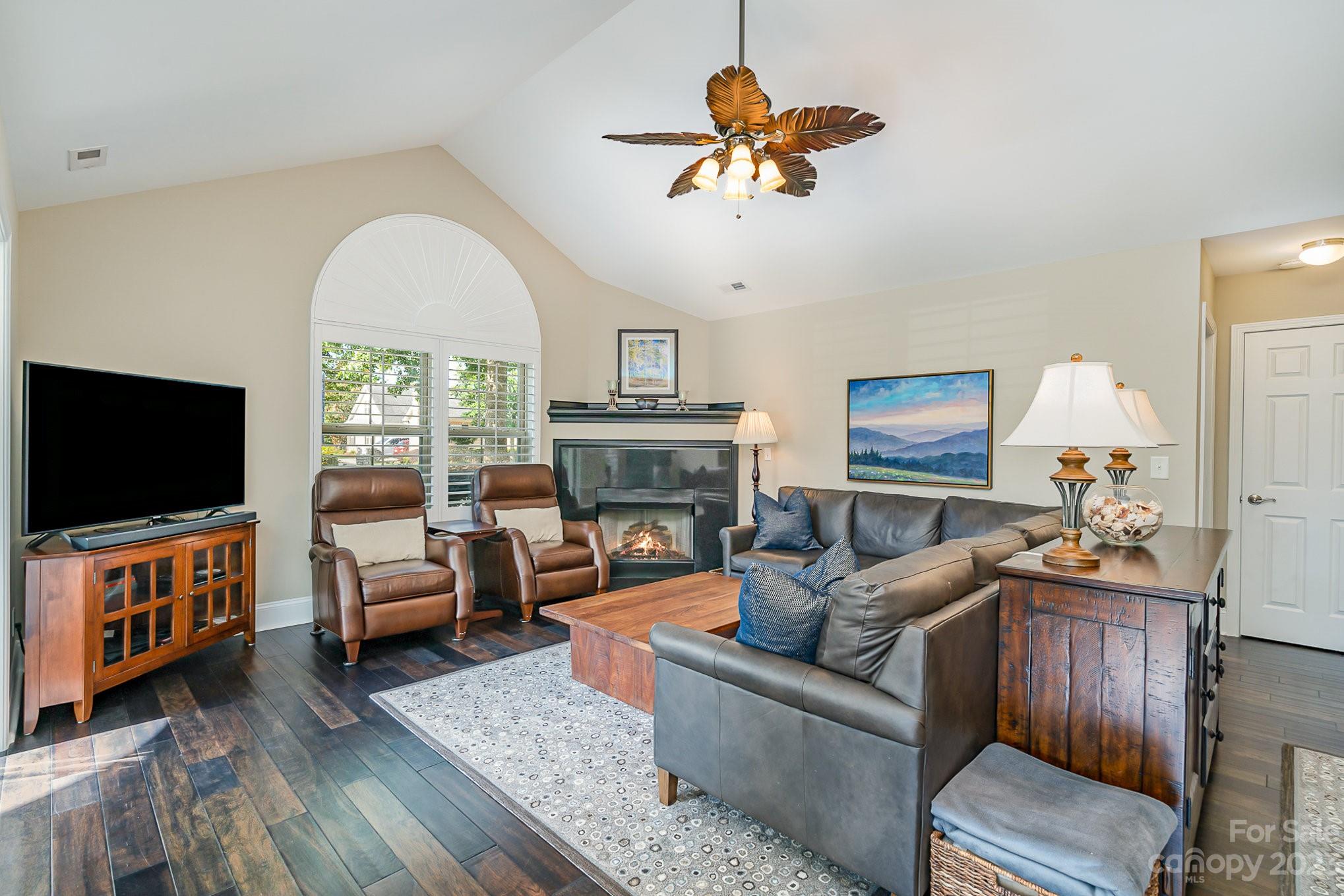 Stonecrest Villas of Tega Cay - Residential