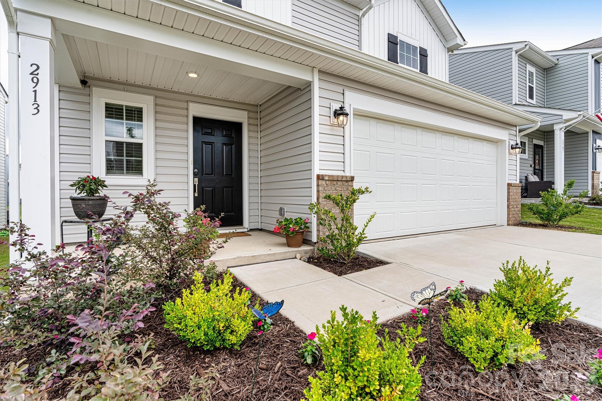 2913 Legacy Ridge Lane