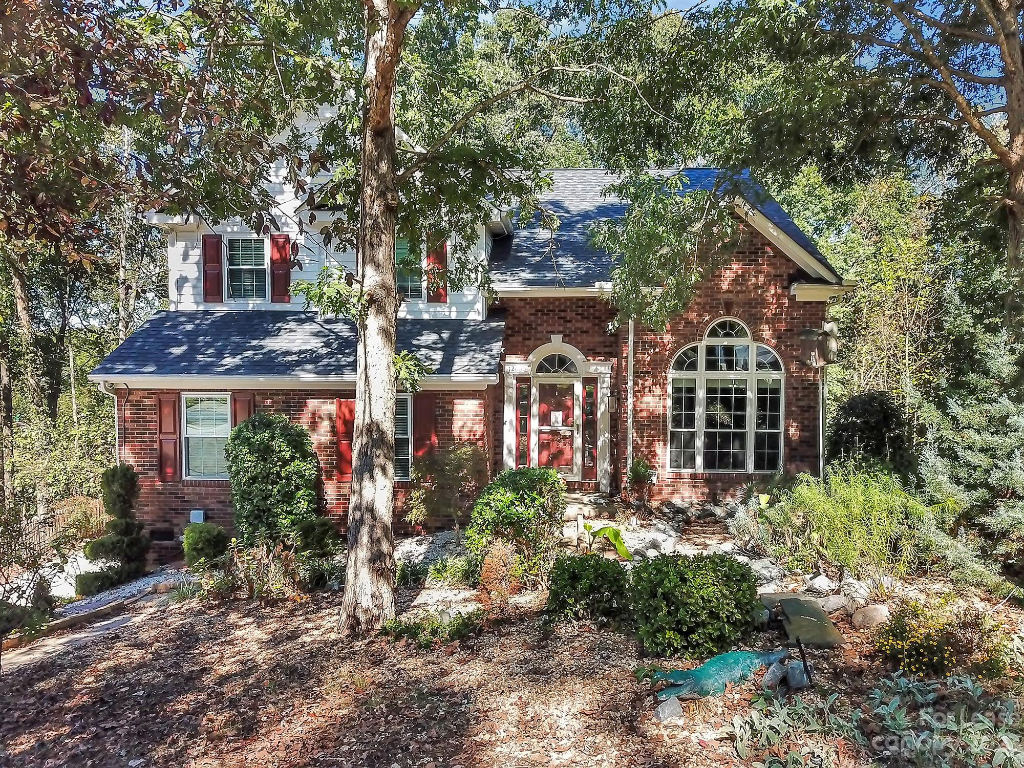 Woodside Falls - Residential Lease