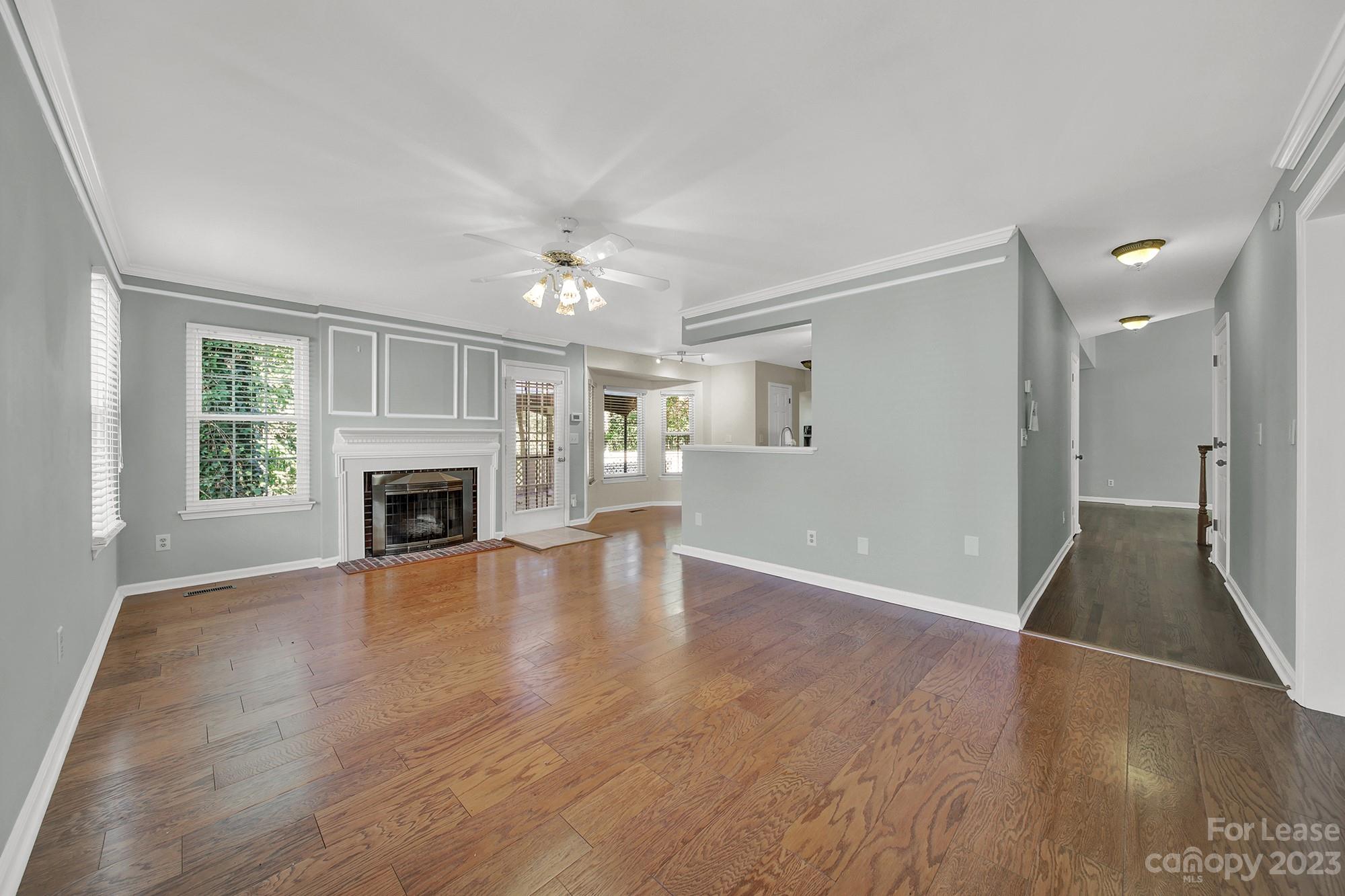 Woodside Falls - Residential Lease