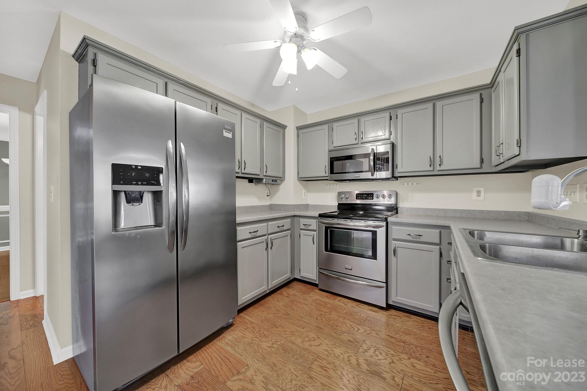 Woodside Falls - Residential Lease