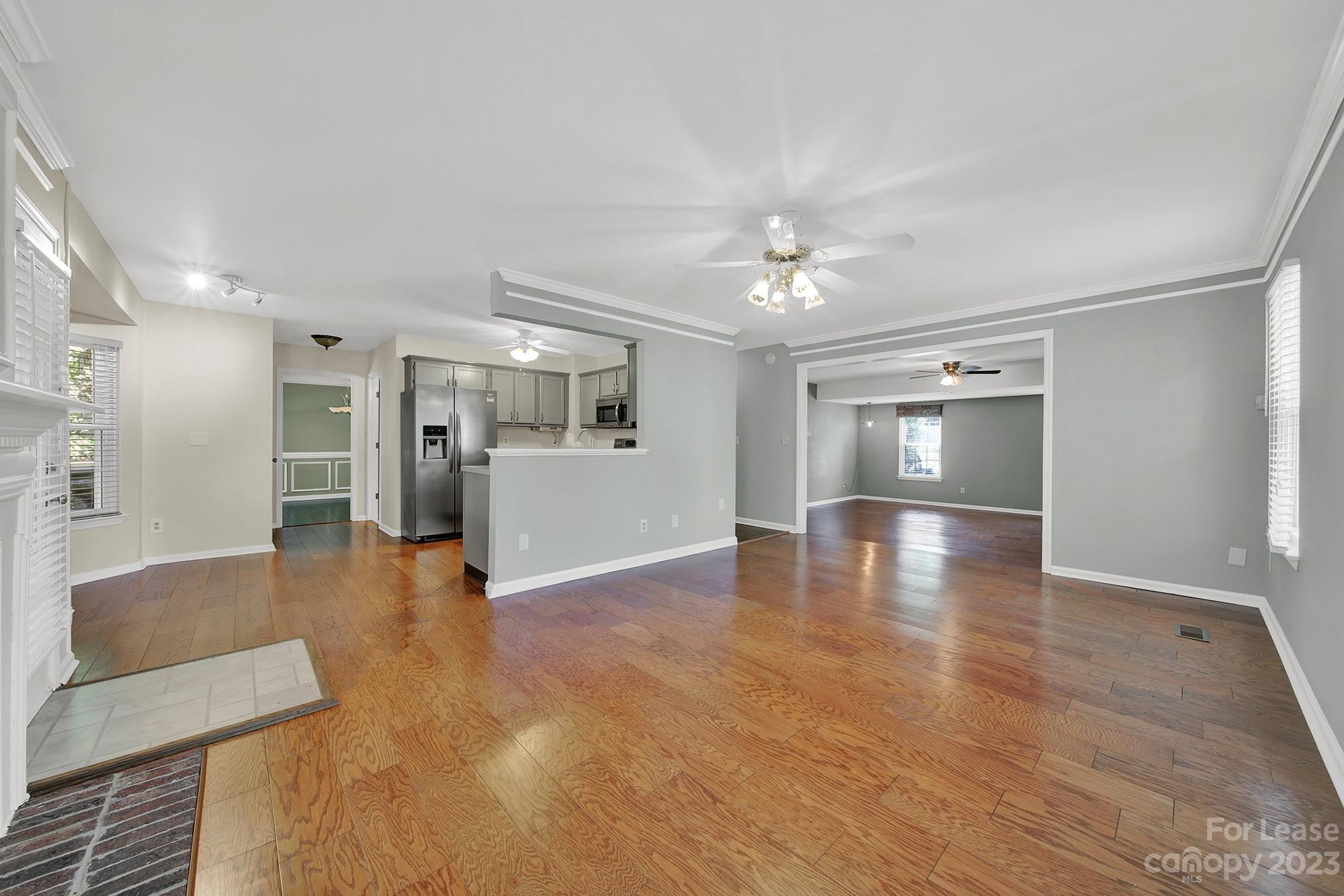 Woodside Falls - Residential Lease