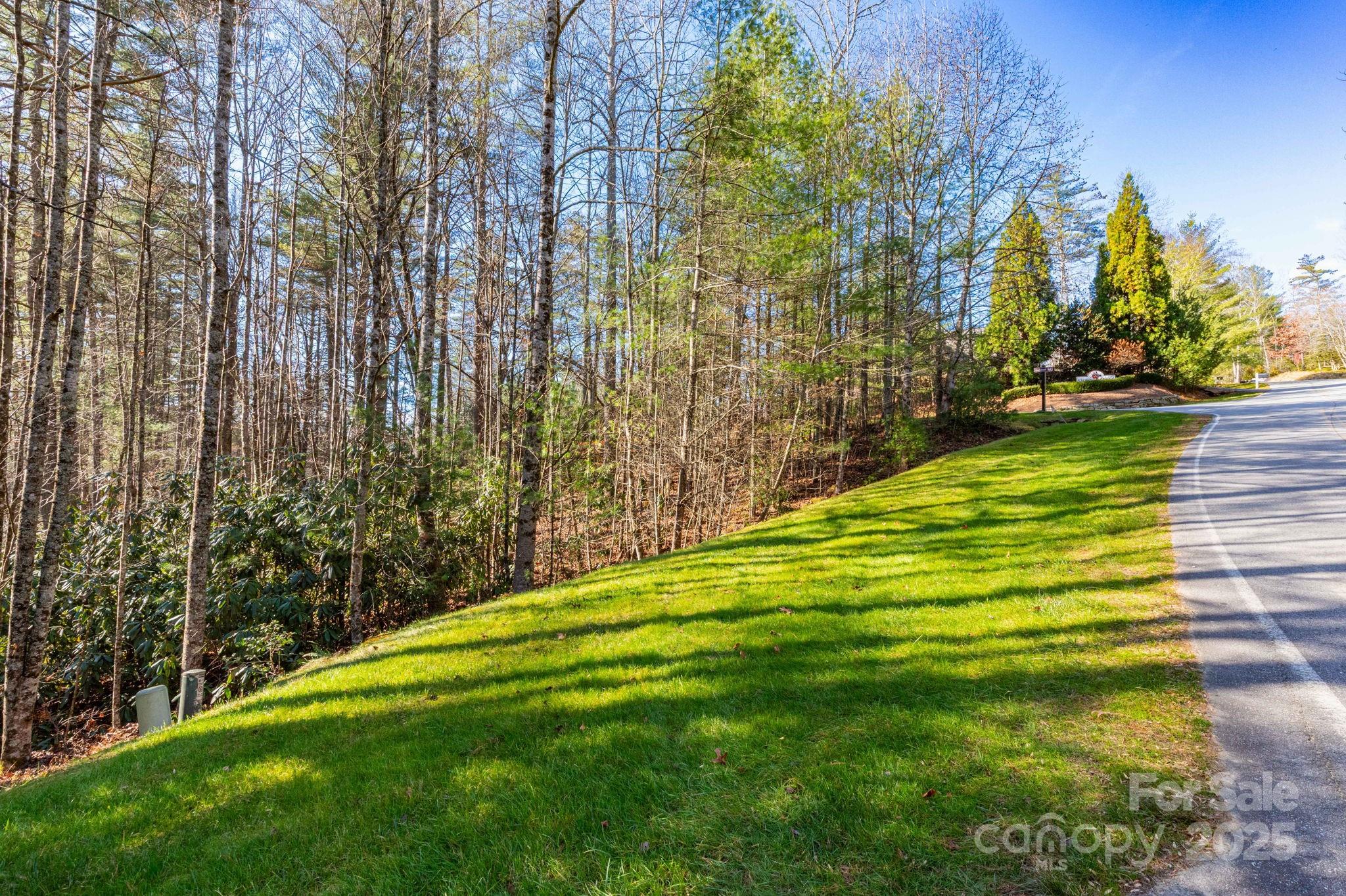 Champion Hills - Land