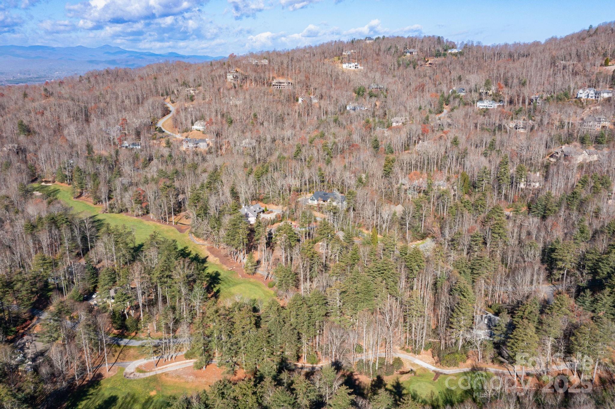 Champion Hills - Land