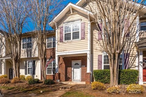 8422 Chaceview Court Charlotte NC 28269