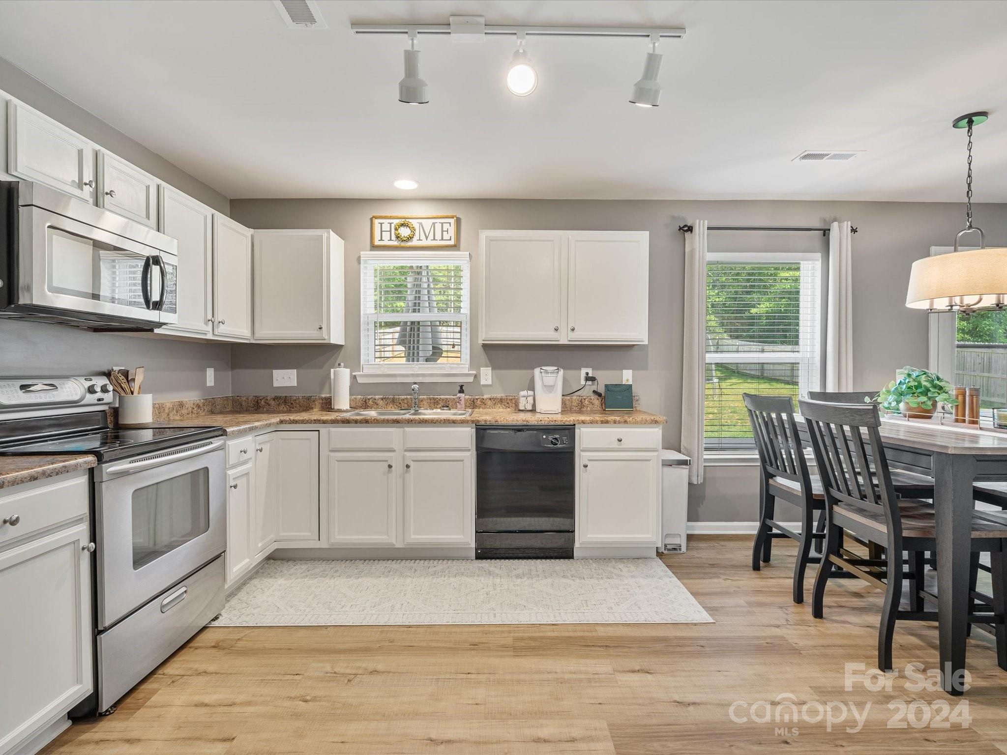 Gunnars Ridge - Residential