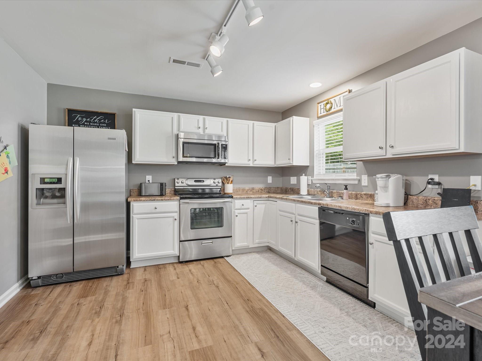Gunnars Ridge - Residential