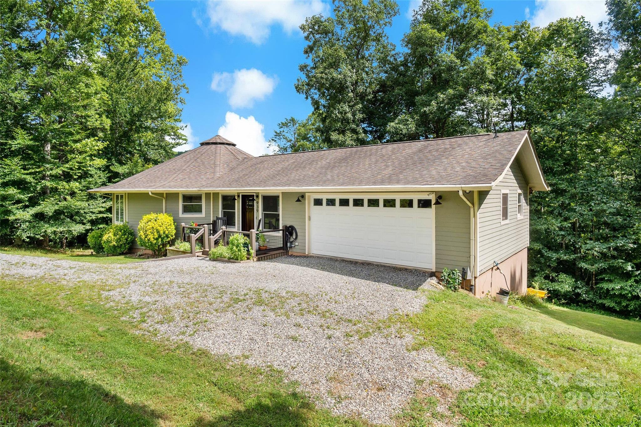 939 Morgan Hill Road