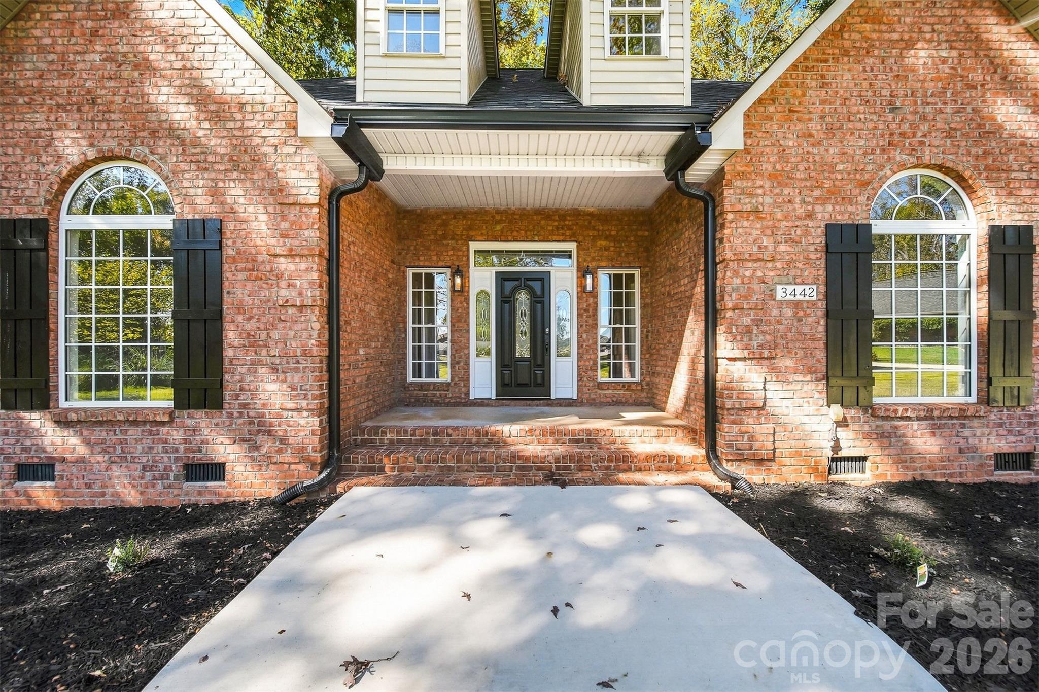 3442 Sourwood Court