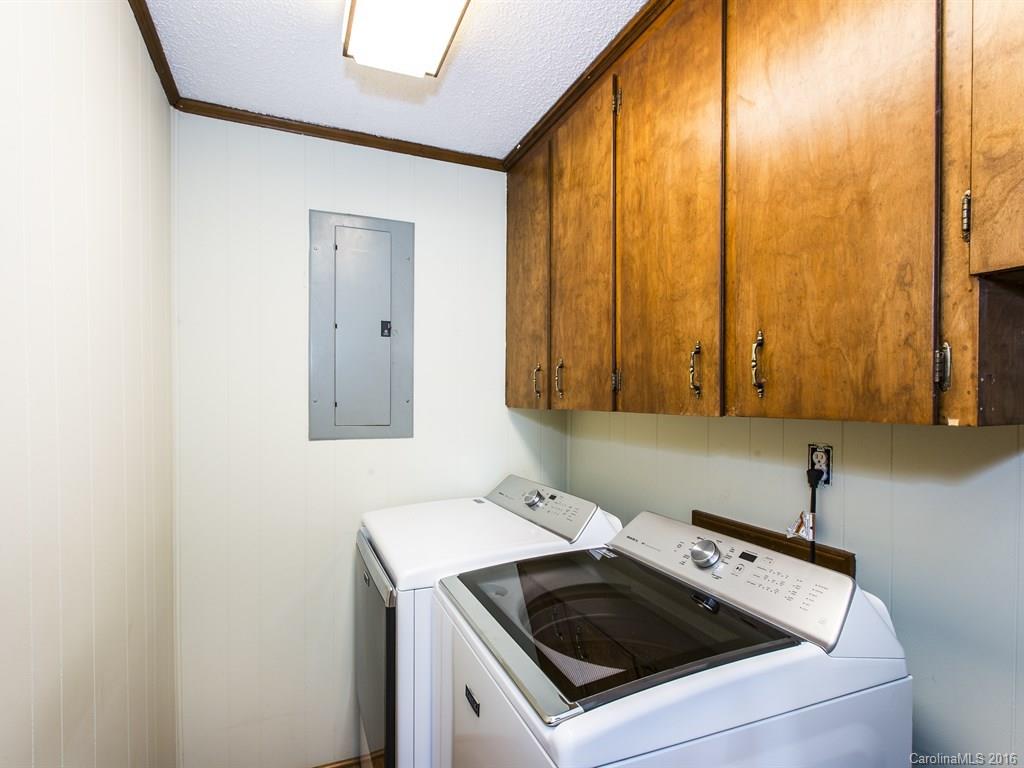 Regal Oaks - Residential