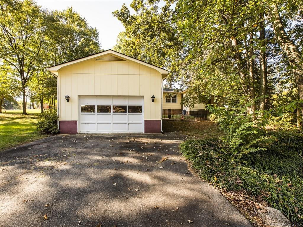 Regal Oaks - Residential