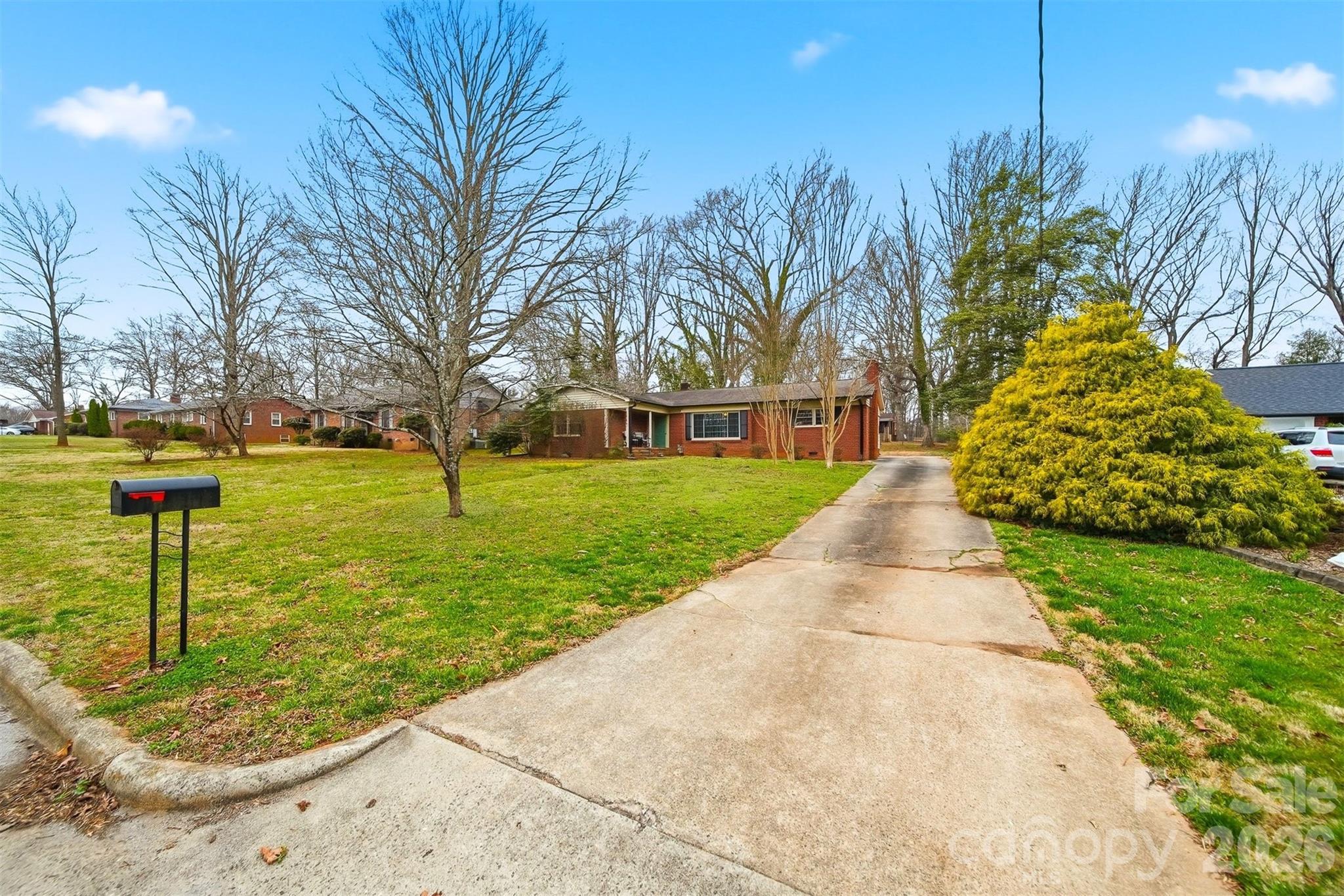 Wilburn Hunsucker Estate - Residential