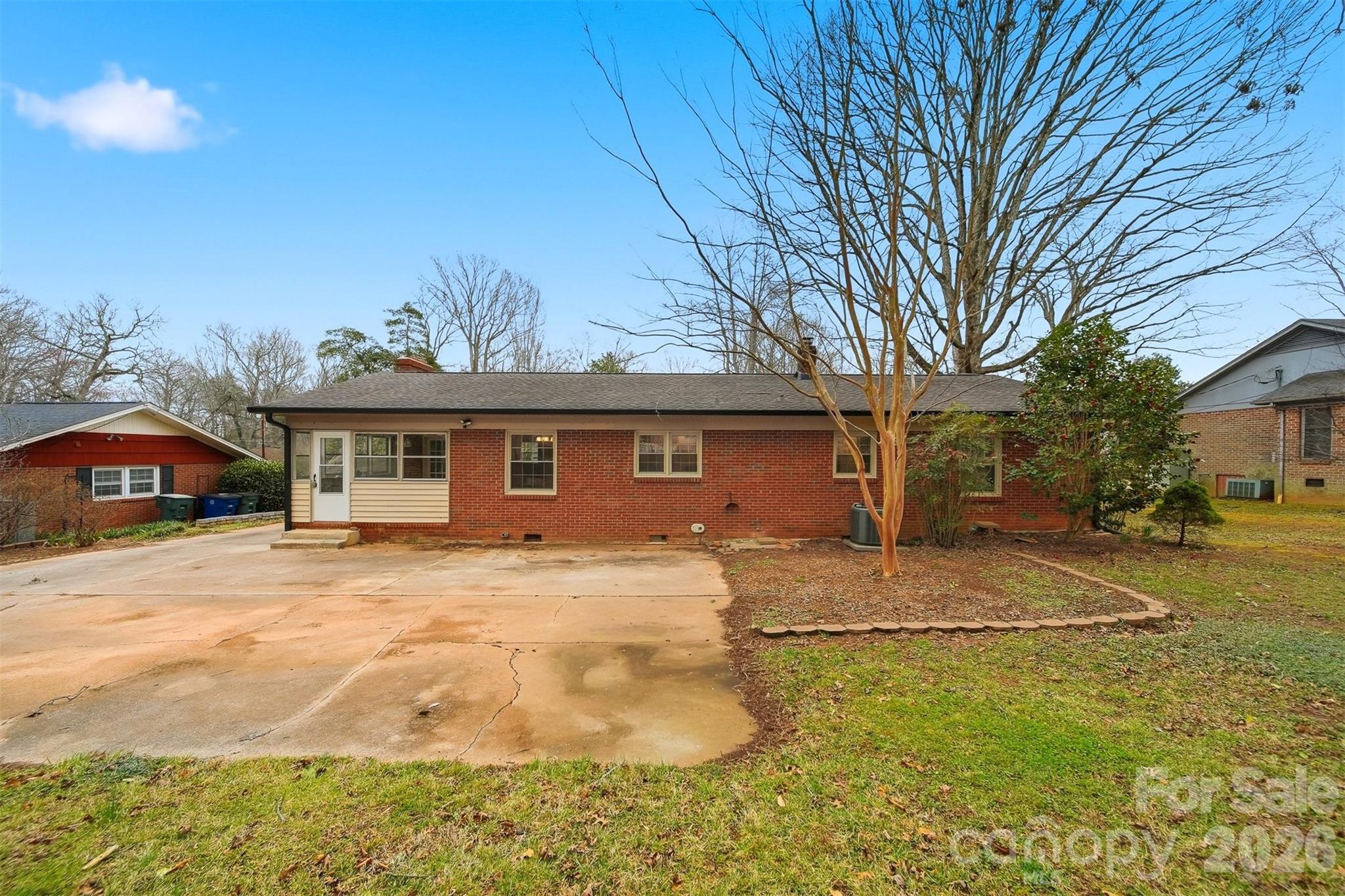 Wilburn Hunsucker Estate - Residential