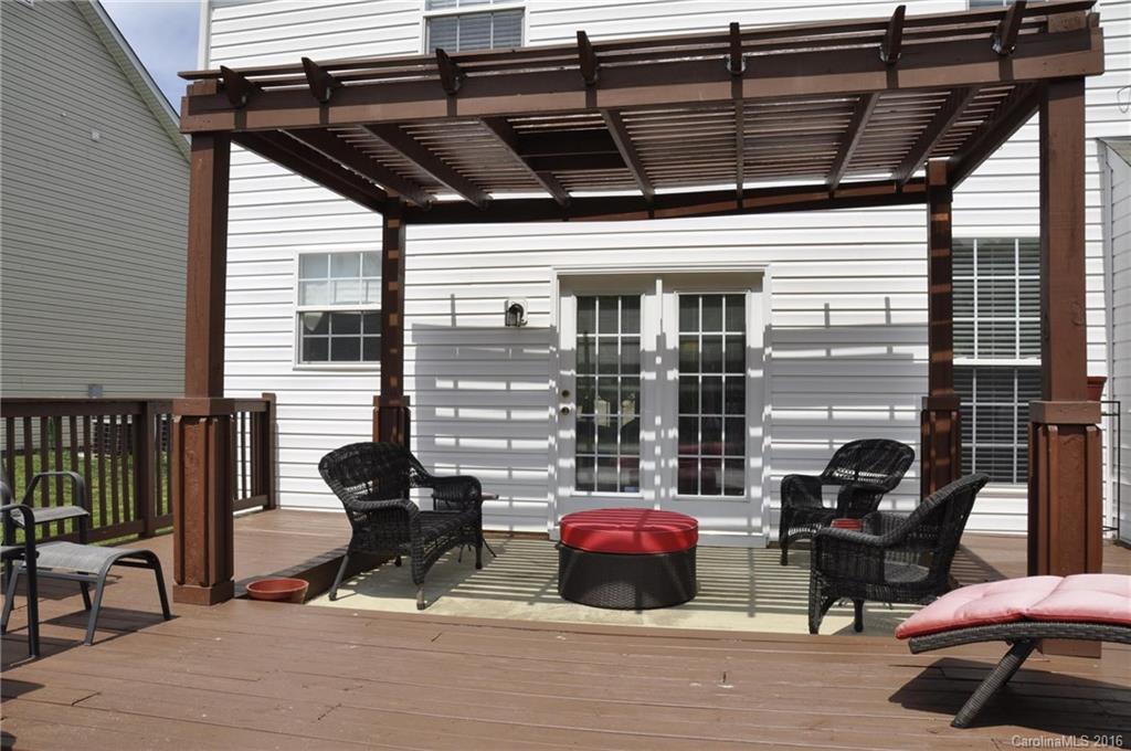 Old Stone Crossing - Residential