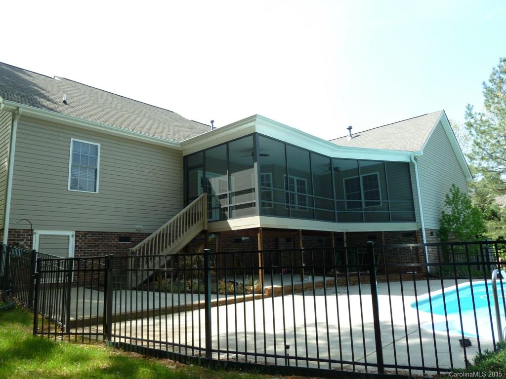 Hunters Place - Residential