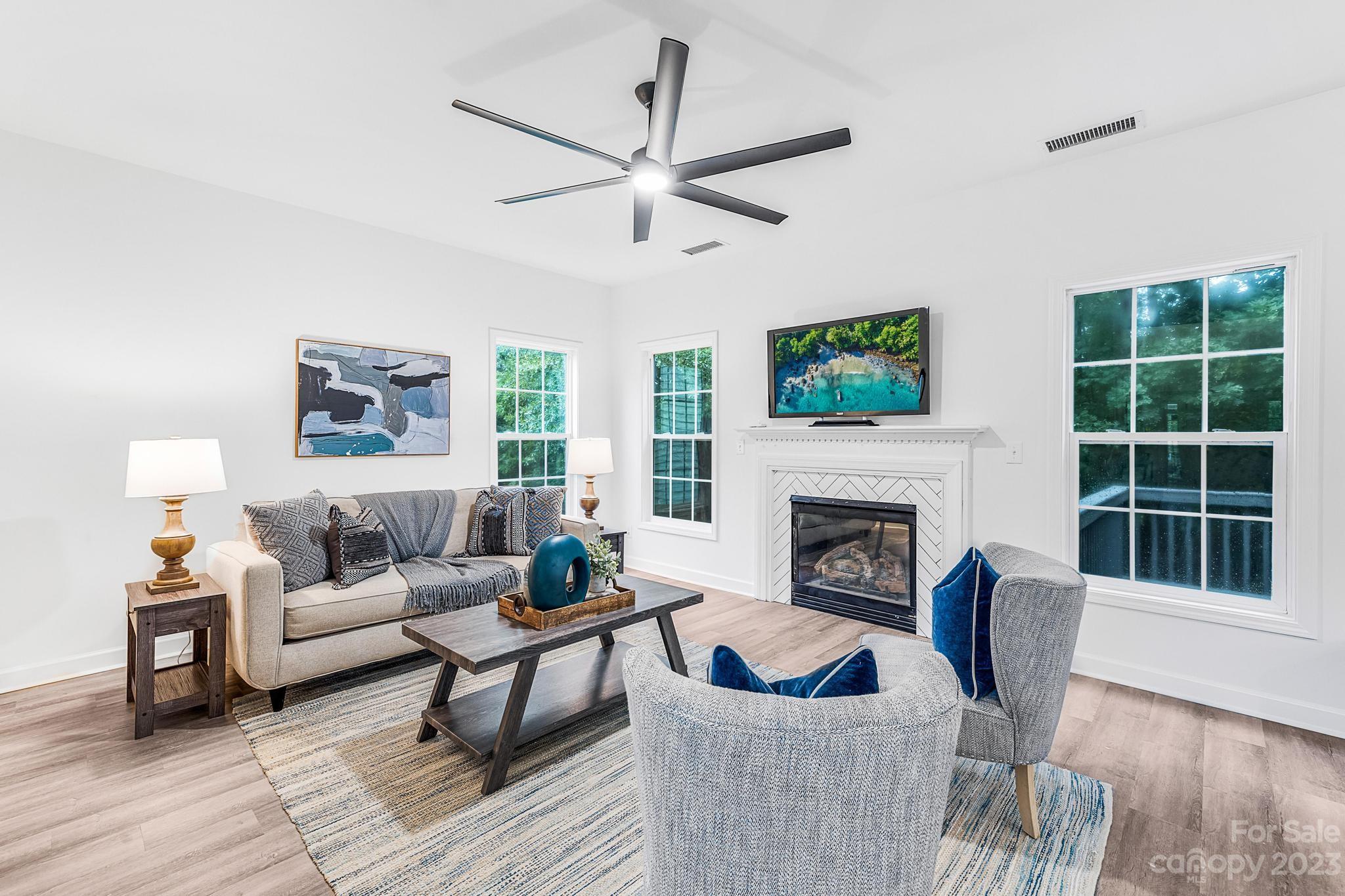 Mt Isle Harbor - Residential