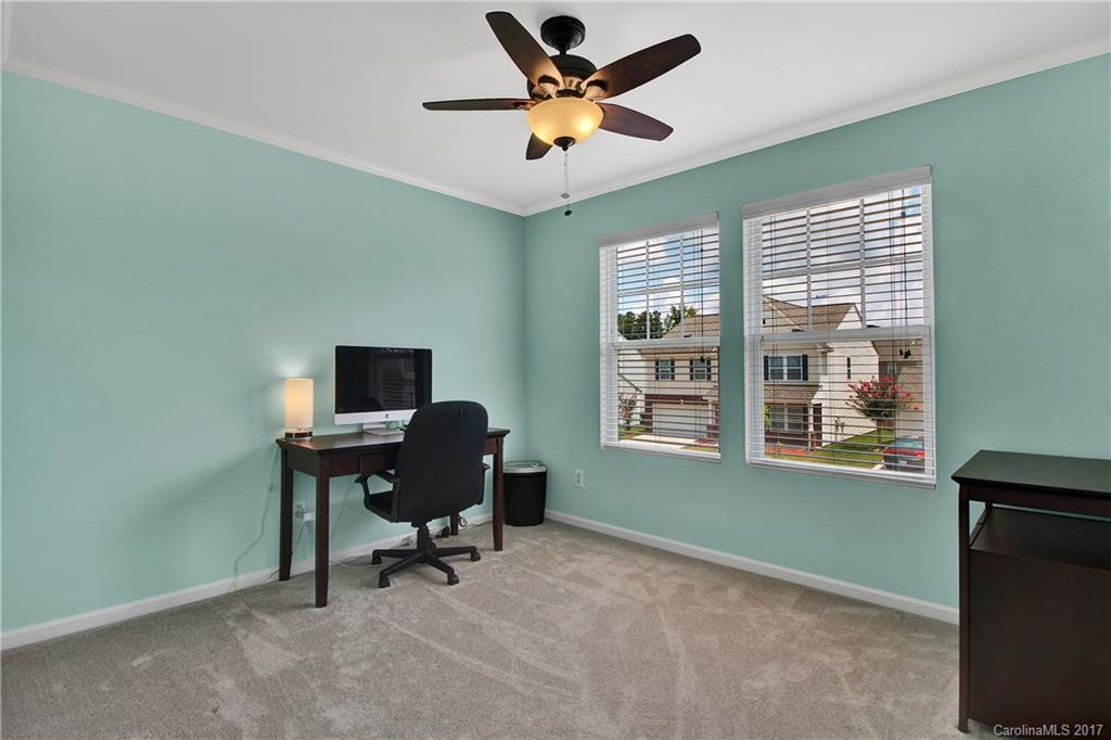 Stratford Pond - Residential