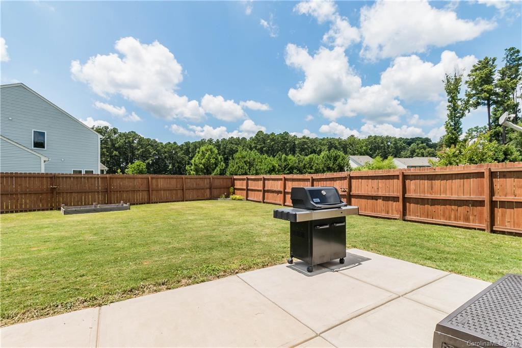 Stratford Pond - Residential