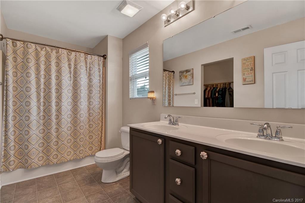 Stratford Pond - Residential