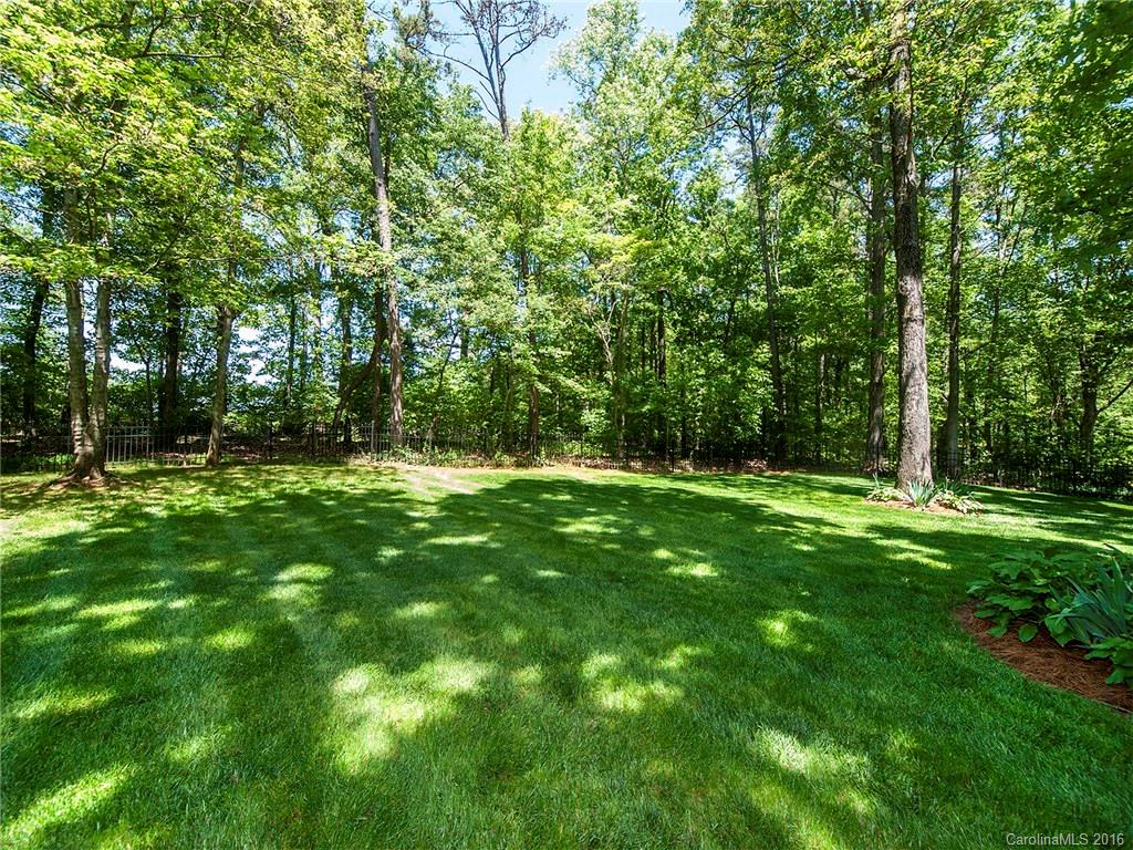 Village Lake - Residential