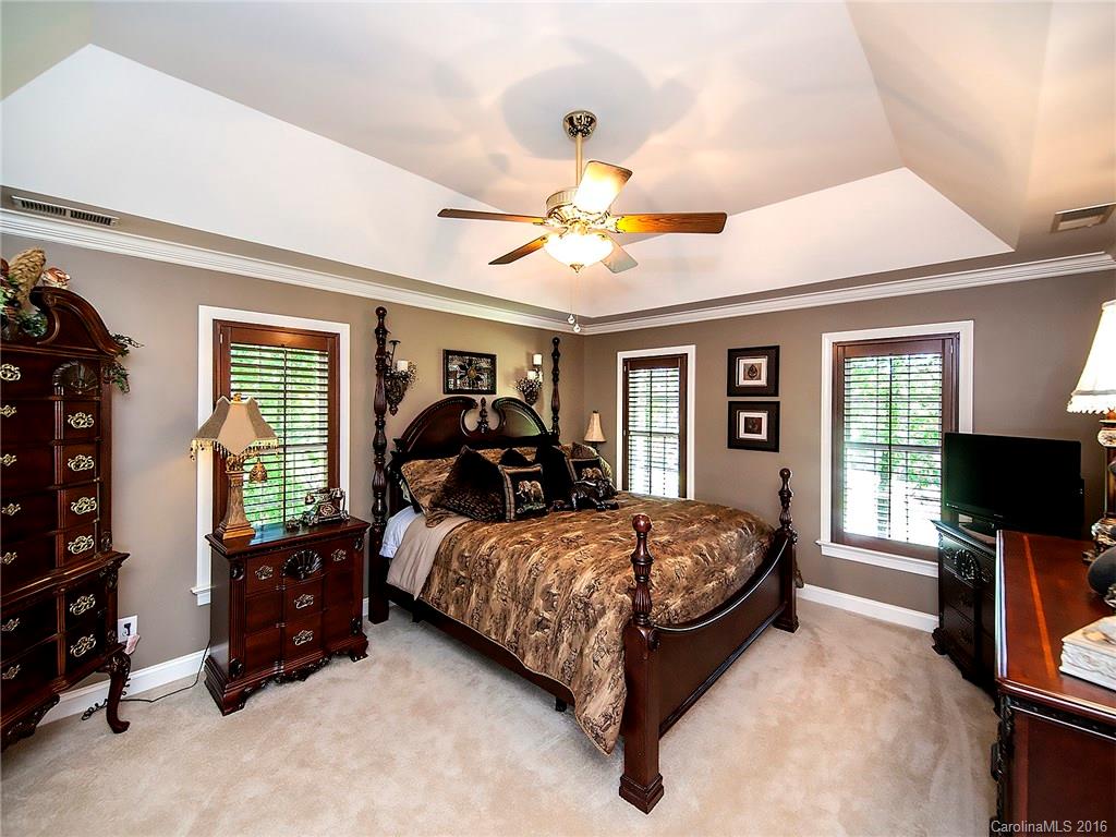 Village Lake - Residential