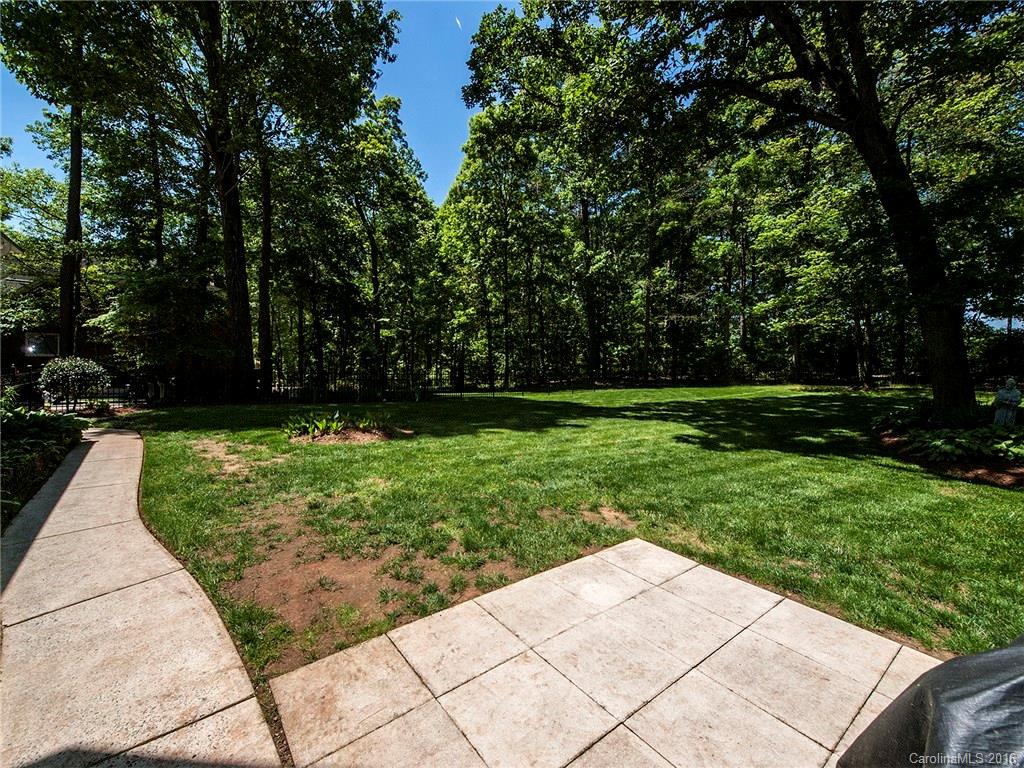 Village Lake - Residential