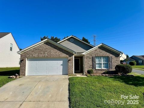 Photo of 8551 Appledale Drive, Charlotte, NC 28262 (MLS # 4314960)
