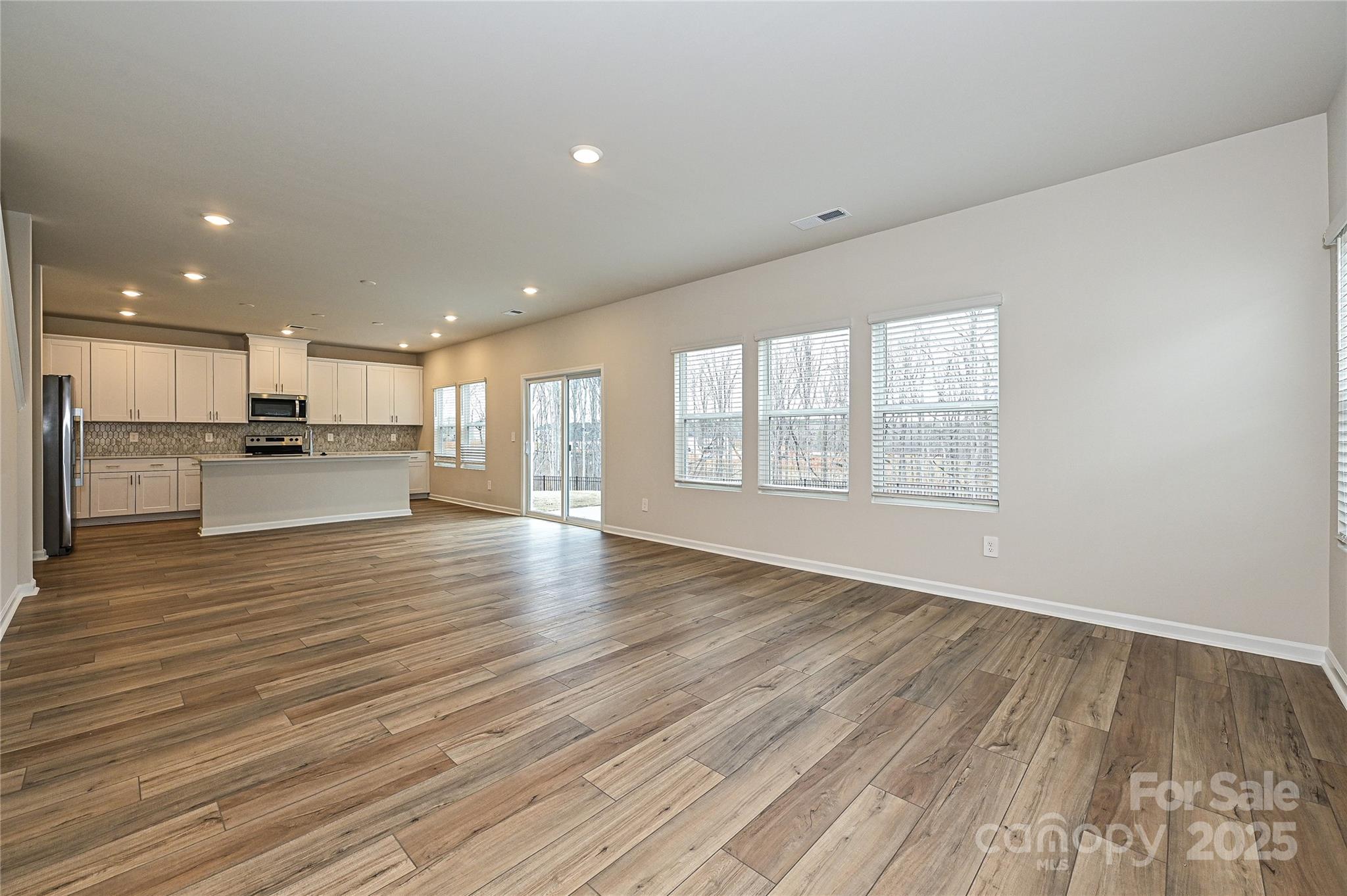 2123 Rolling Hills Court