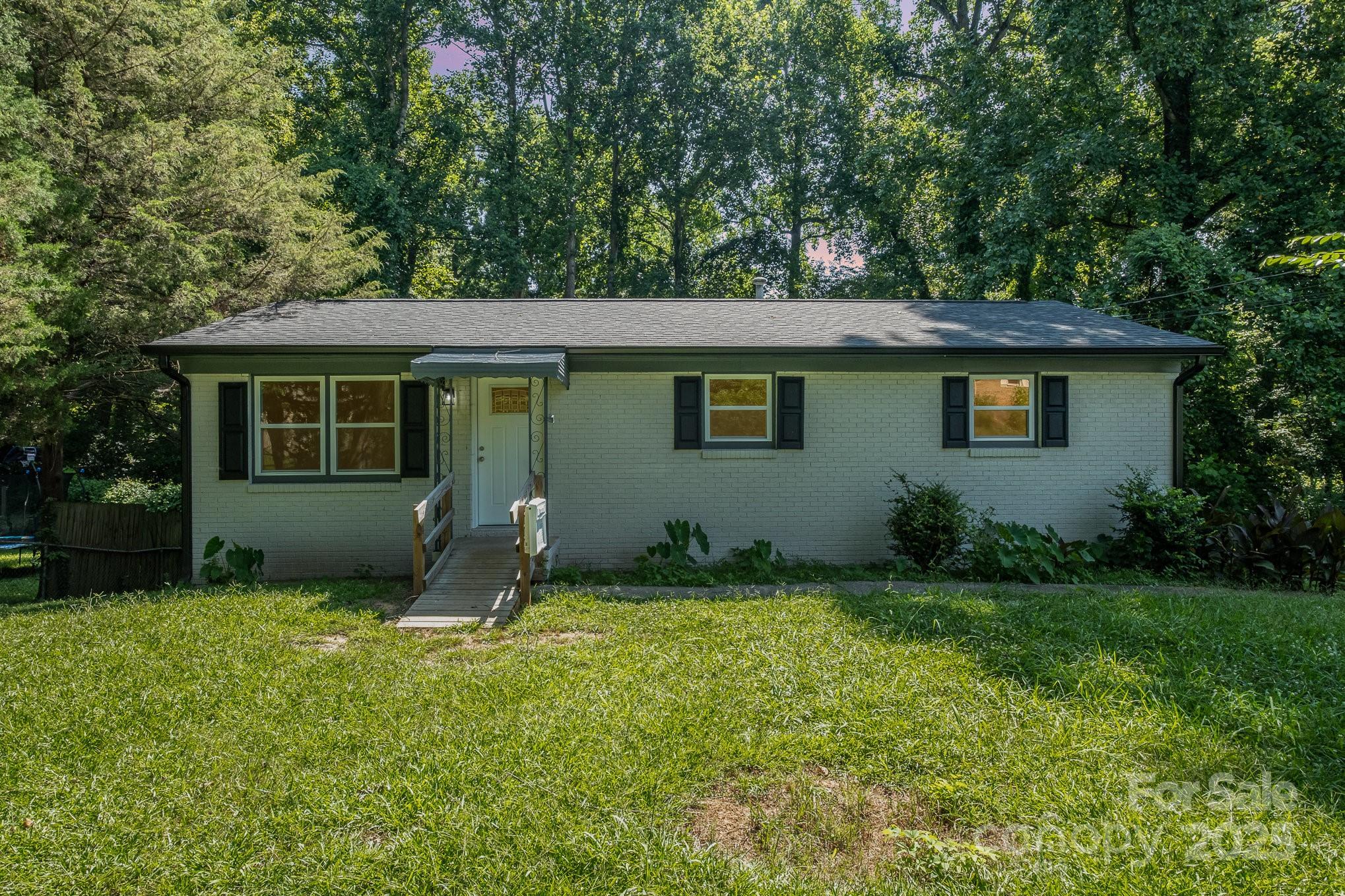 1048 Shenandoah Drive