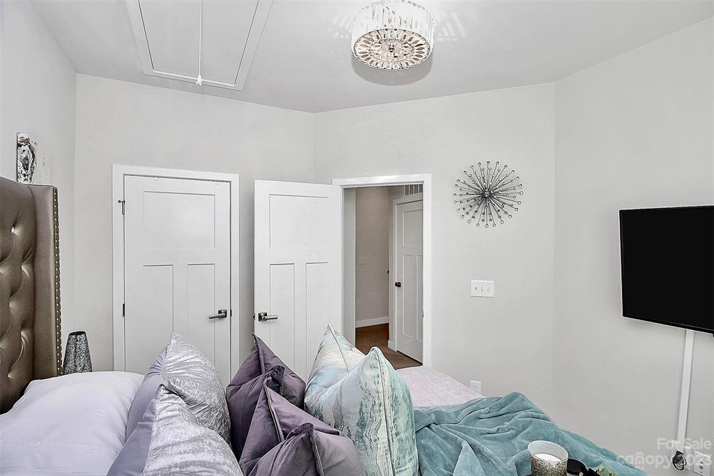 Trinity Townes - Residential