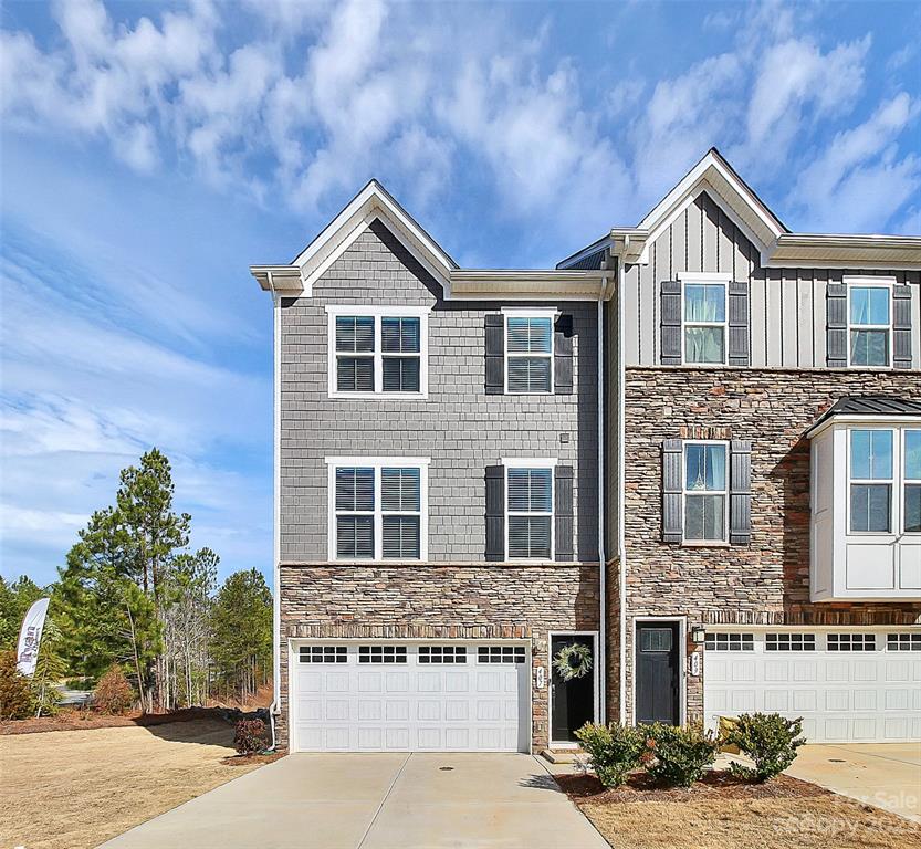 Trinity Townes - Residential