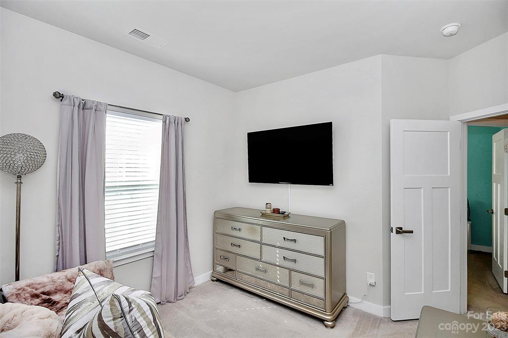 Trinity Townes - Residential