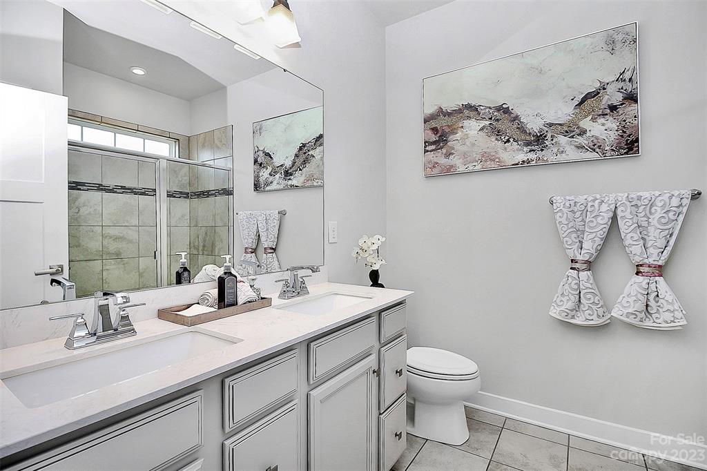 Trinity Townes - Residential